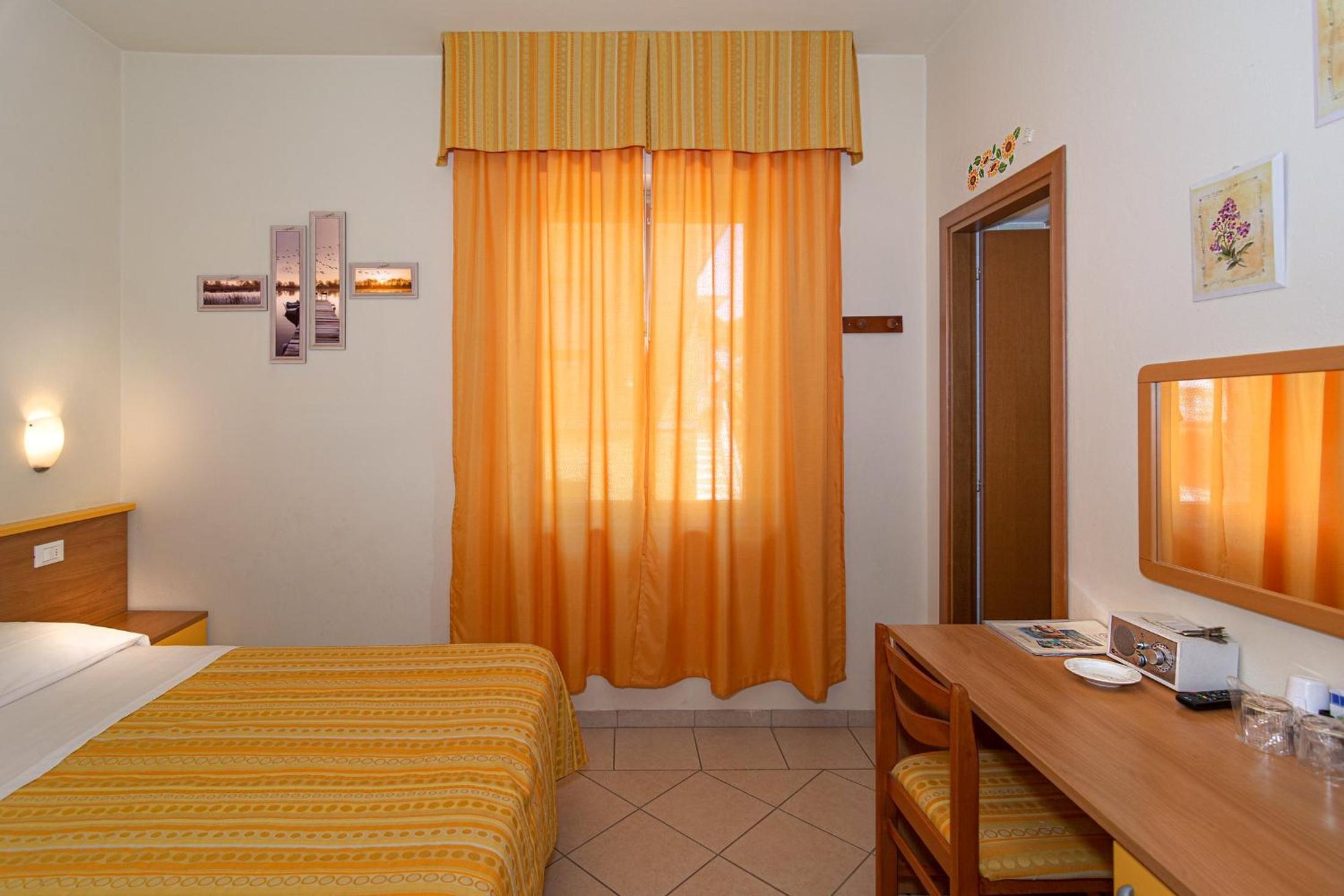 Deluxe Triple Room photo 1