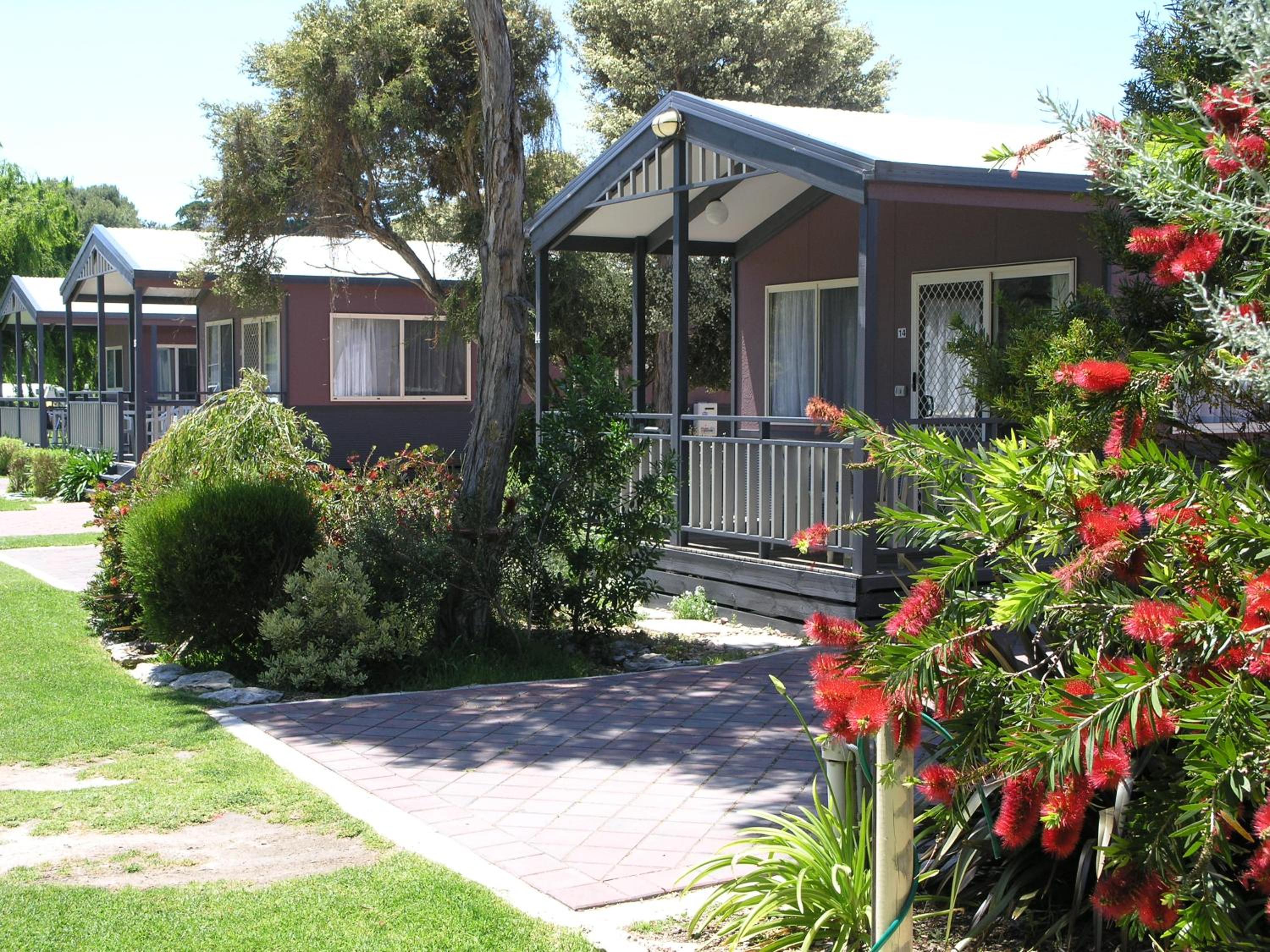 Superior Two-Bedroom Villa with Garden View - Photo 3