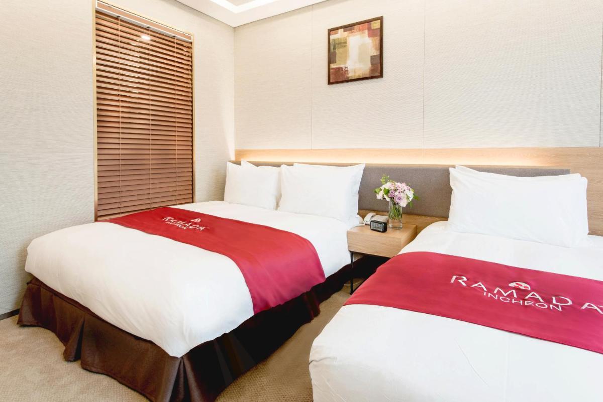 Deluxe Twin Room photo 3
