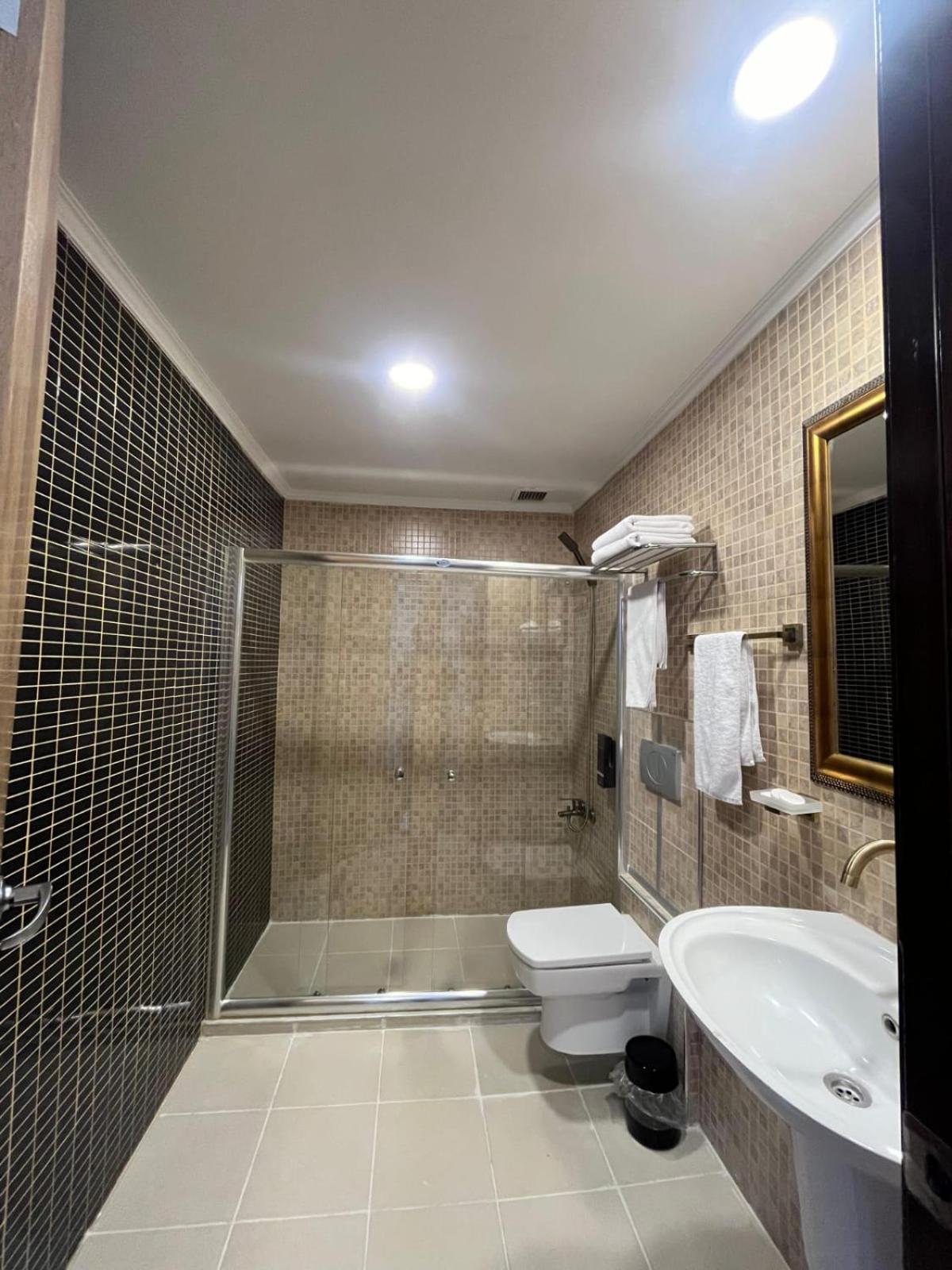 King Suite photo 2