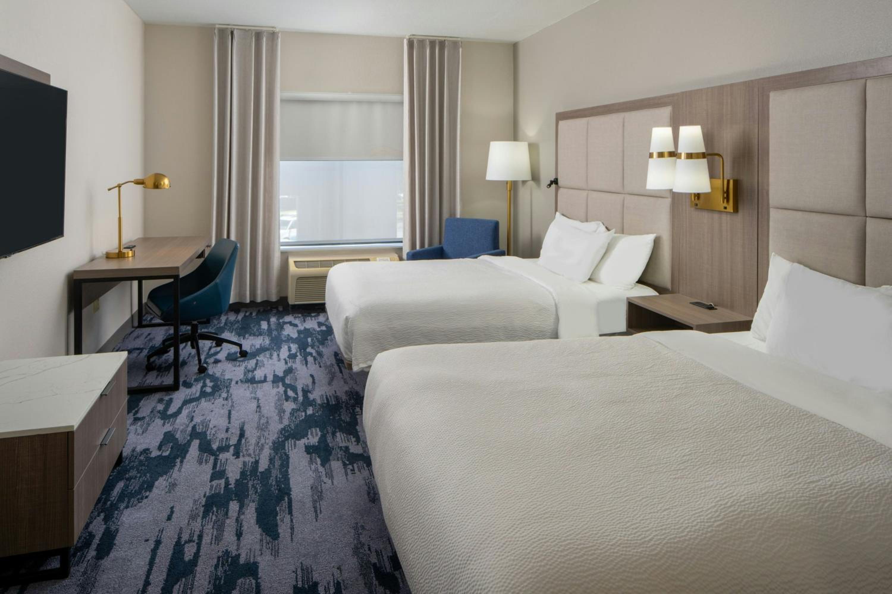 Queen Room with Two Queen Beds, Roll-In Shower and Bathtub - Mobility Access/Hearing Accessible - Photo 1