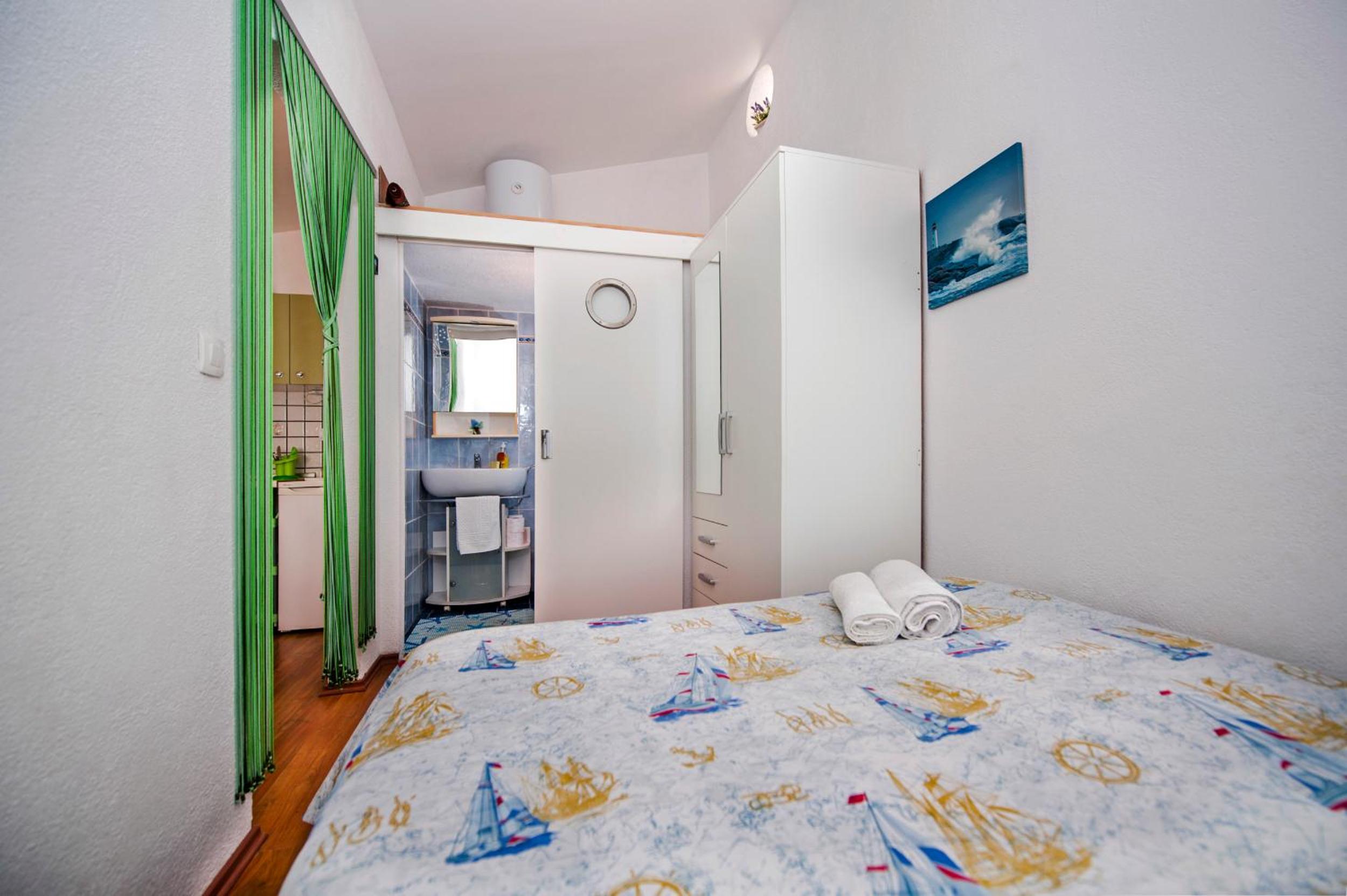 One-Bedroom Apartment with Patio