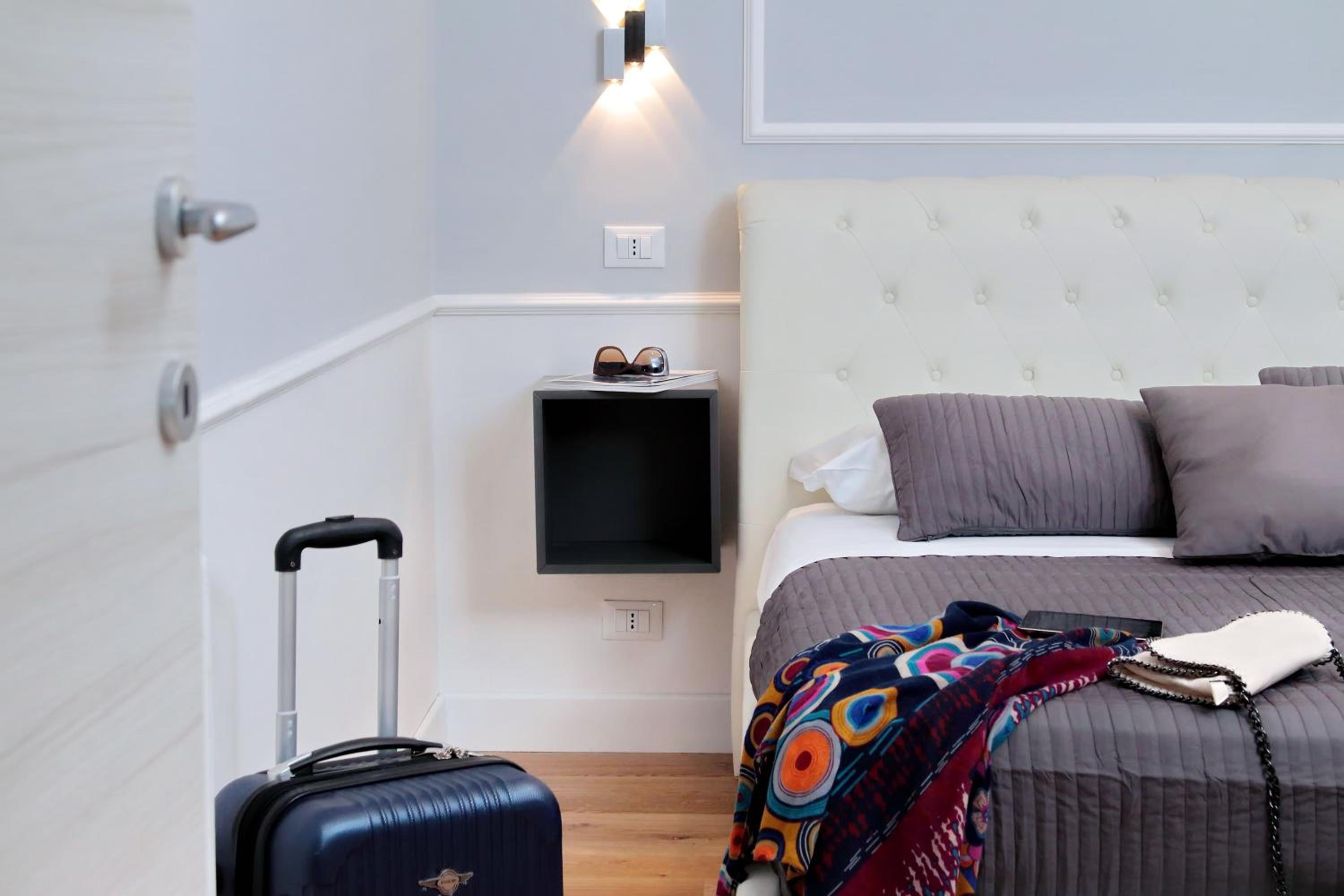 Deluxe Triple Room with Private Bathroom photo 2