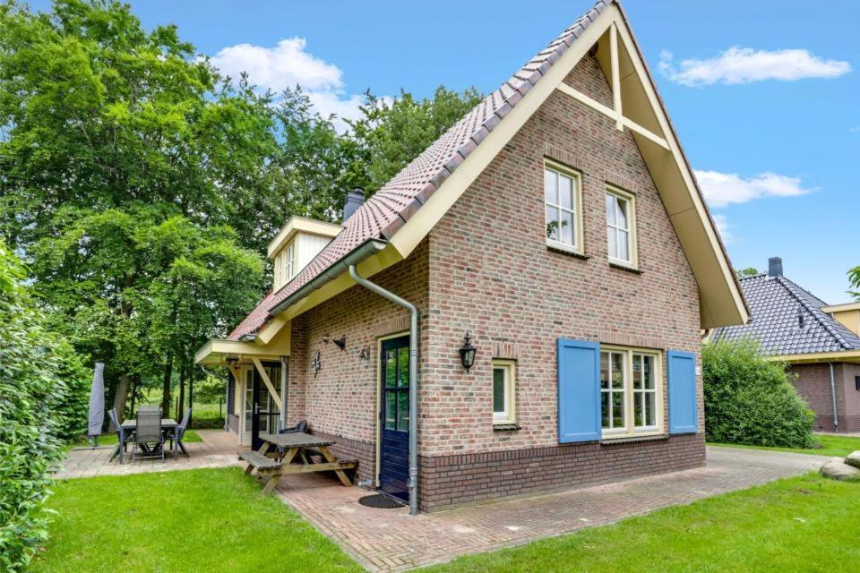 Three-Bedroom Vacation Home  photo 1