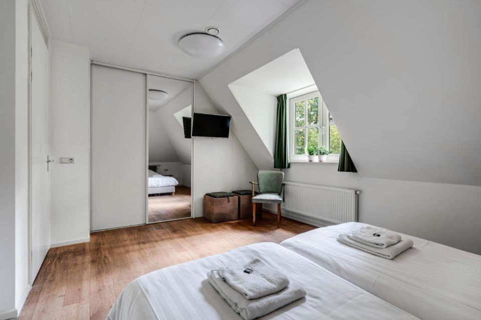 Three-Bedroom Villa photo 3