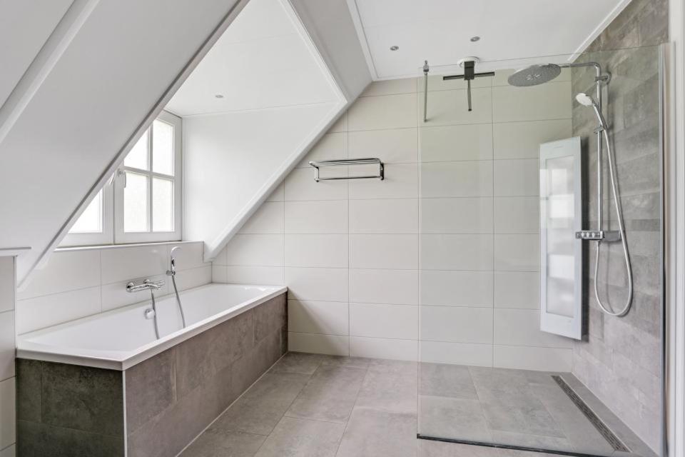 Superior Villa photo 2