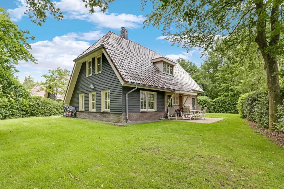 Superior Villa photo 1