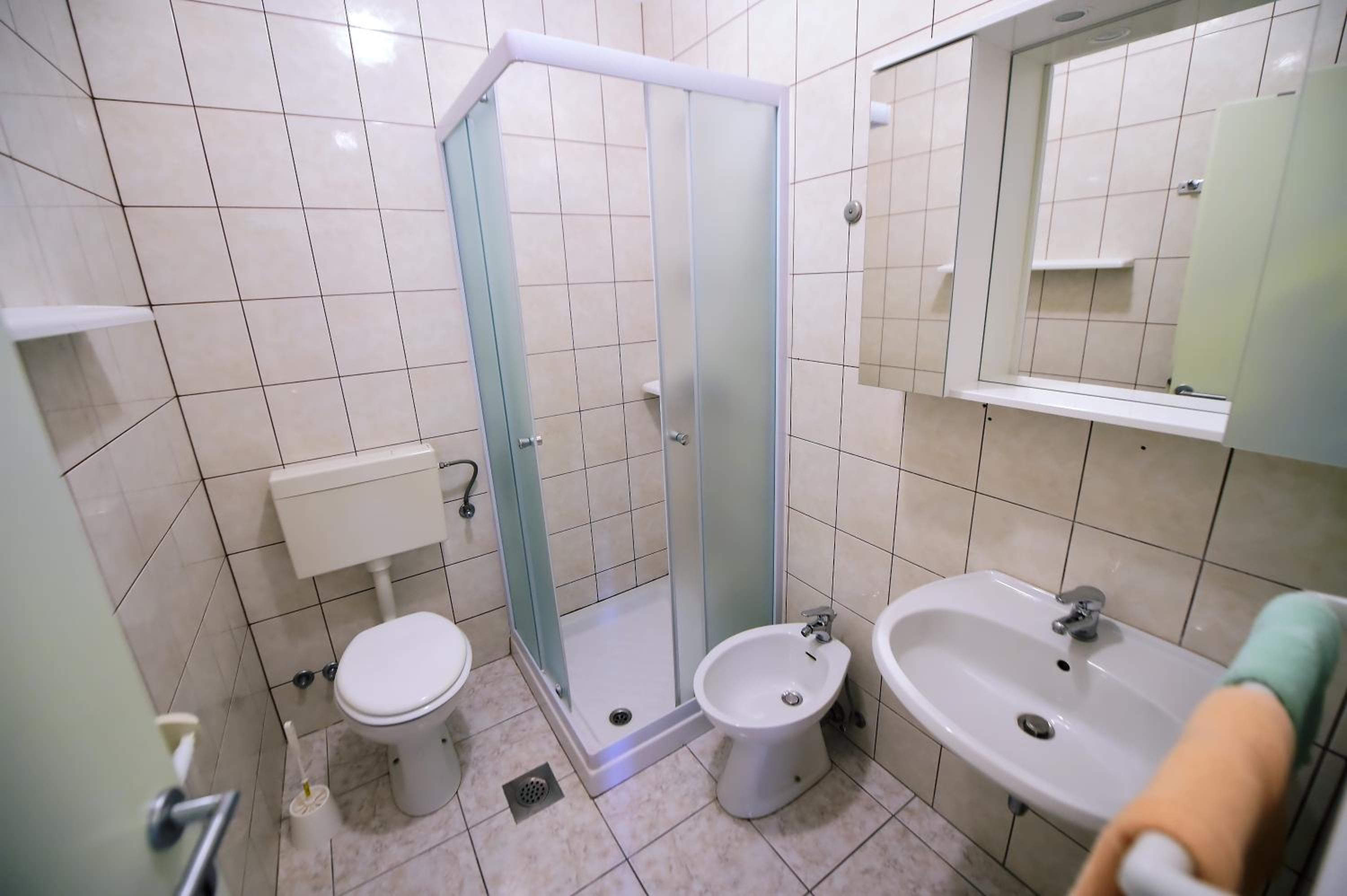 One-Bedroom Apartment with Balcony