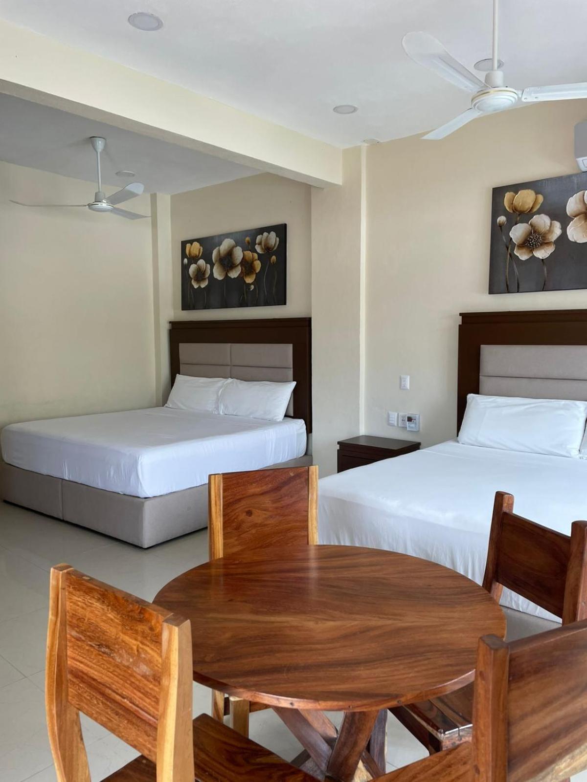 Deluxe Twin Room photo 3