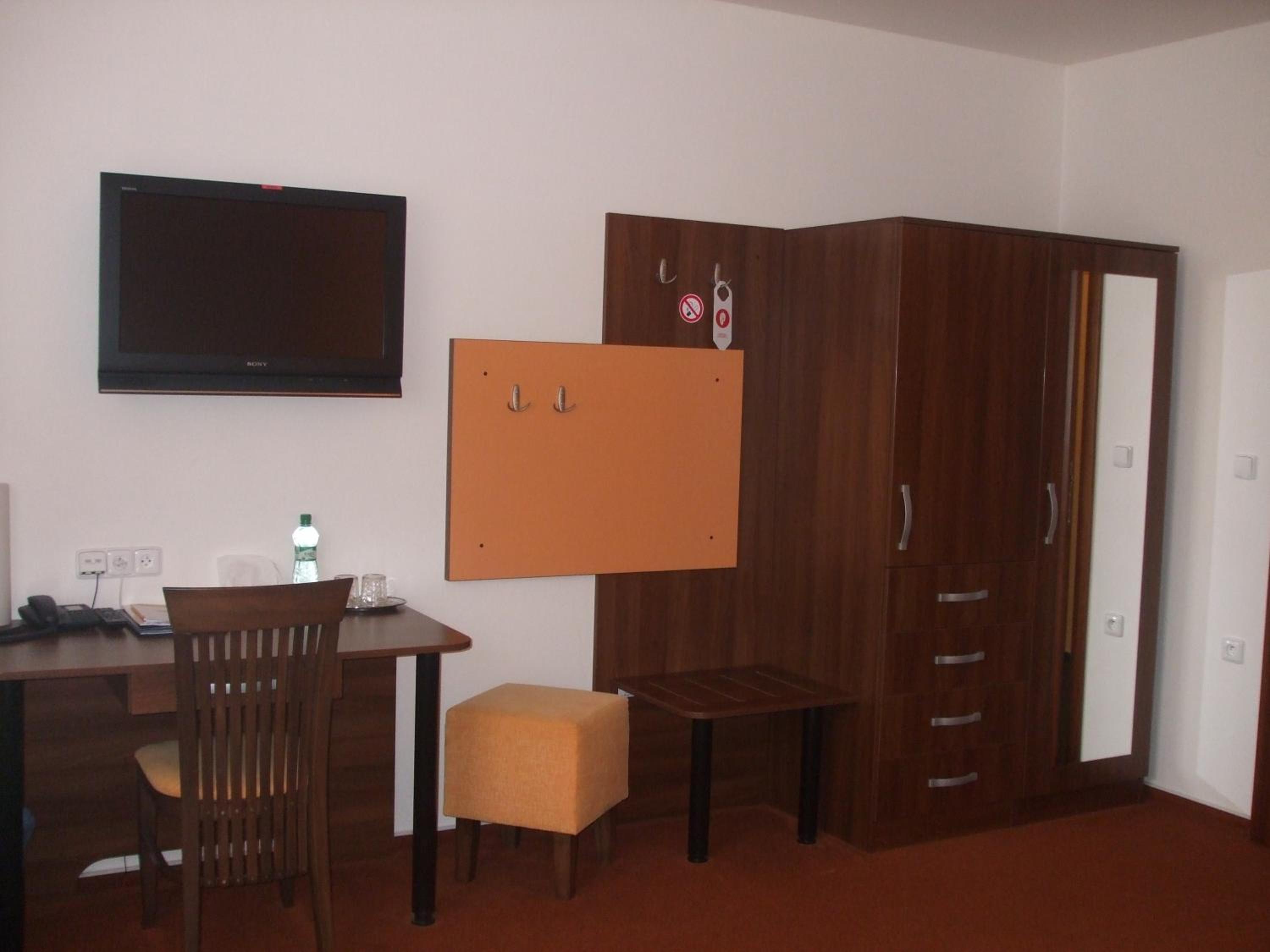 Comfort Double or Twin Room - Photo 10