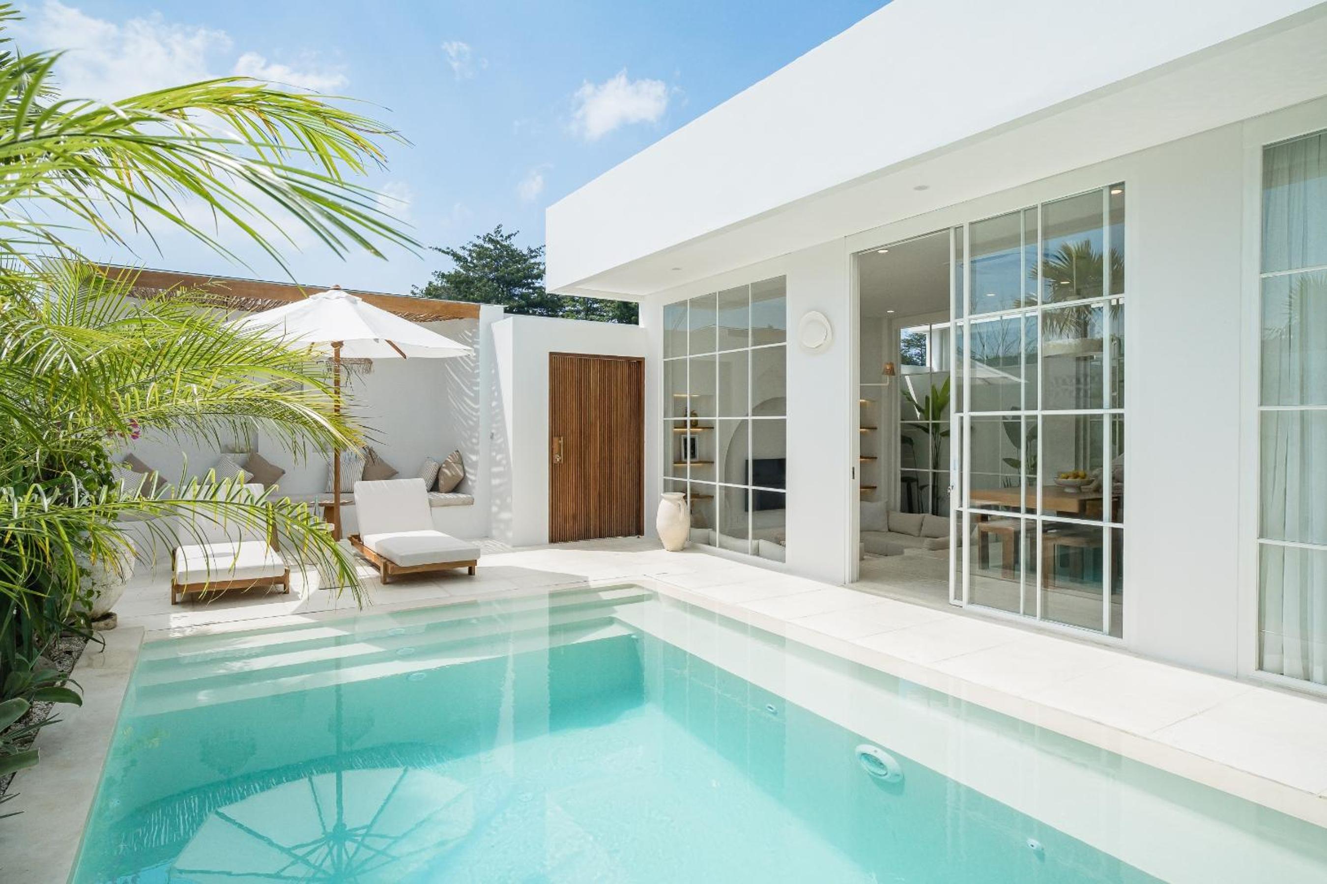 Villa with Private Pool photo 2