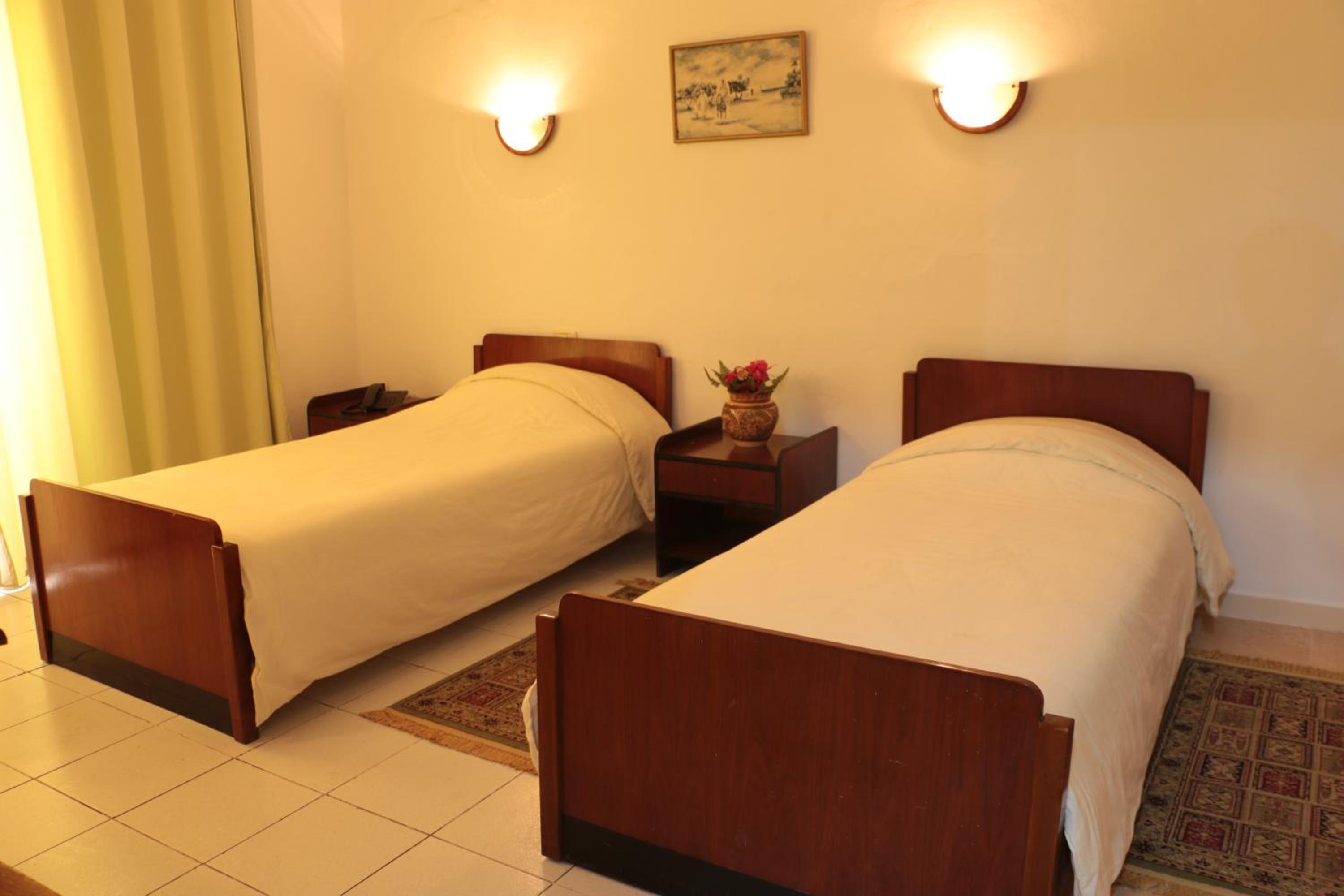 Double or Twin Room photo 2