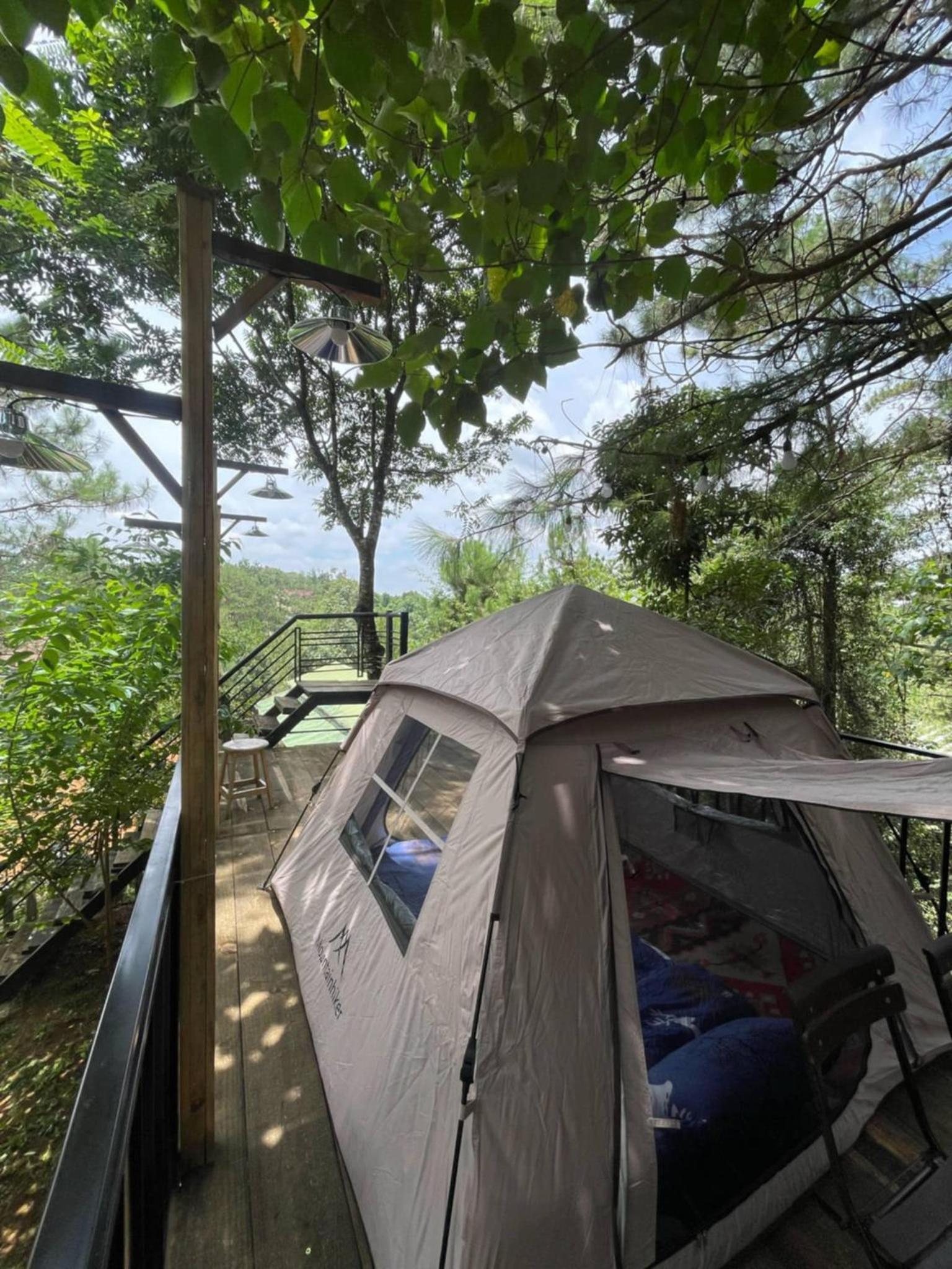 Tent