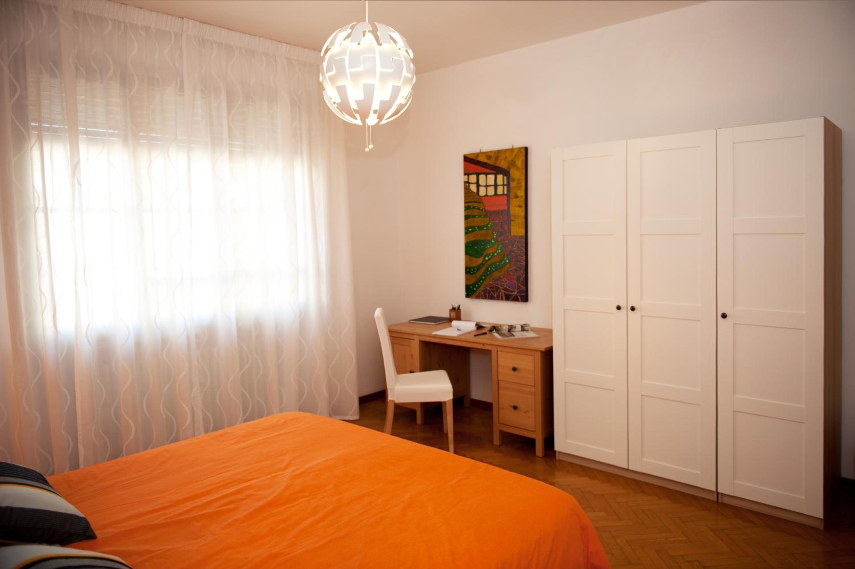 Double Room with Private Bathroom - Photo 3