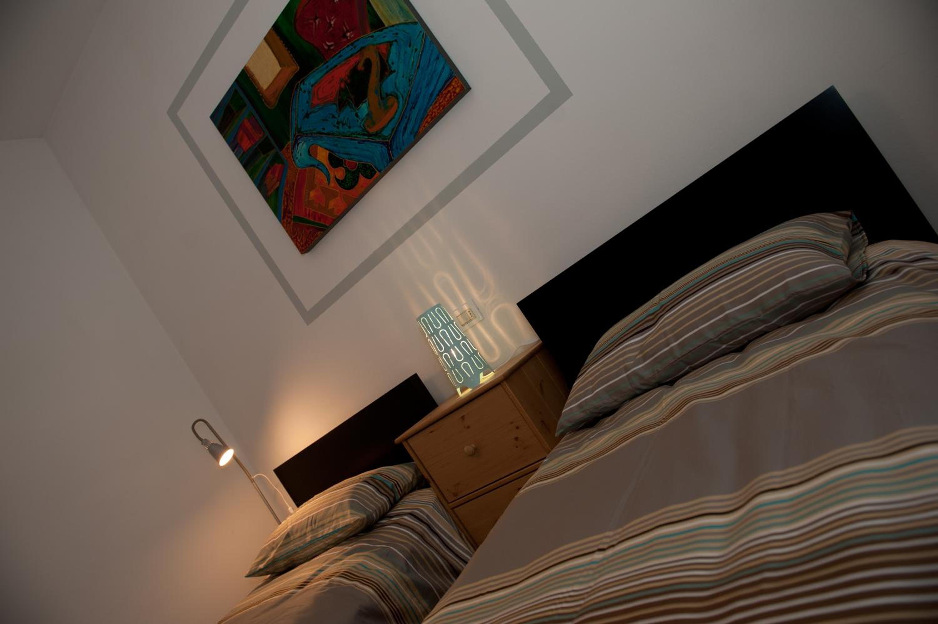 Twin Room - Photo 2