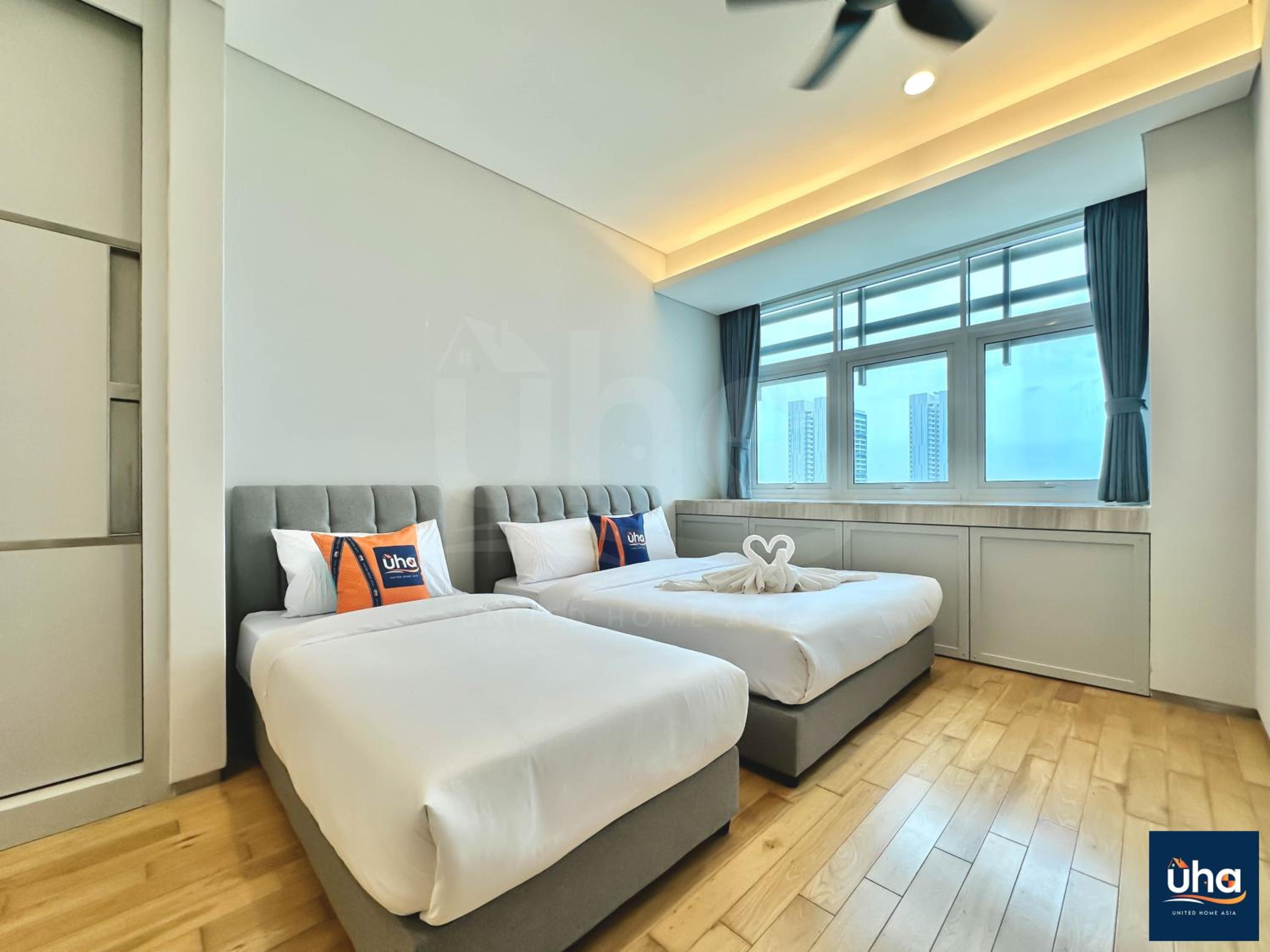 Family Two-Bedroom Apartment with View photo 2