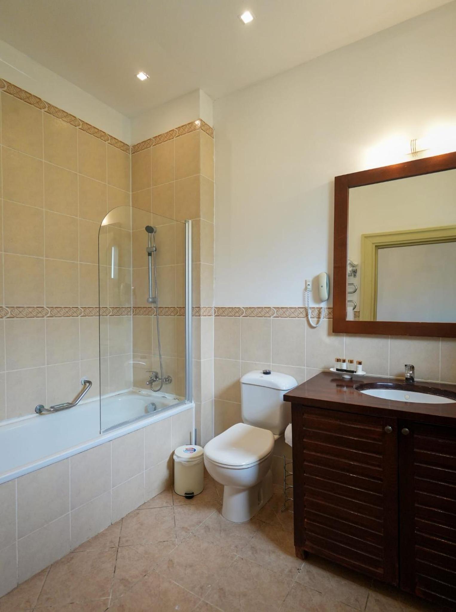 Deluxe Room photo 3
