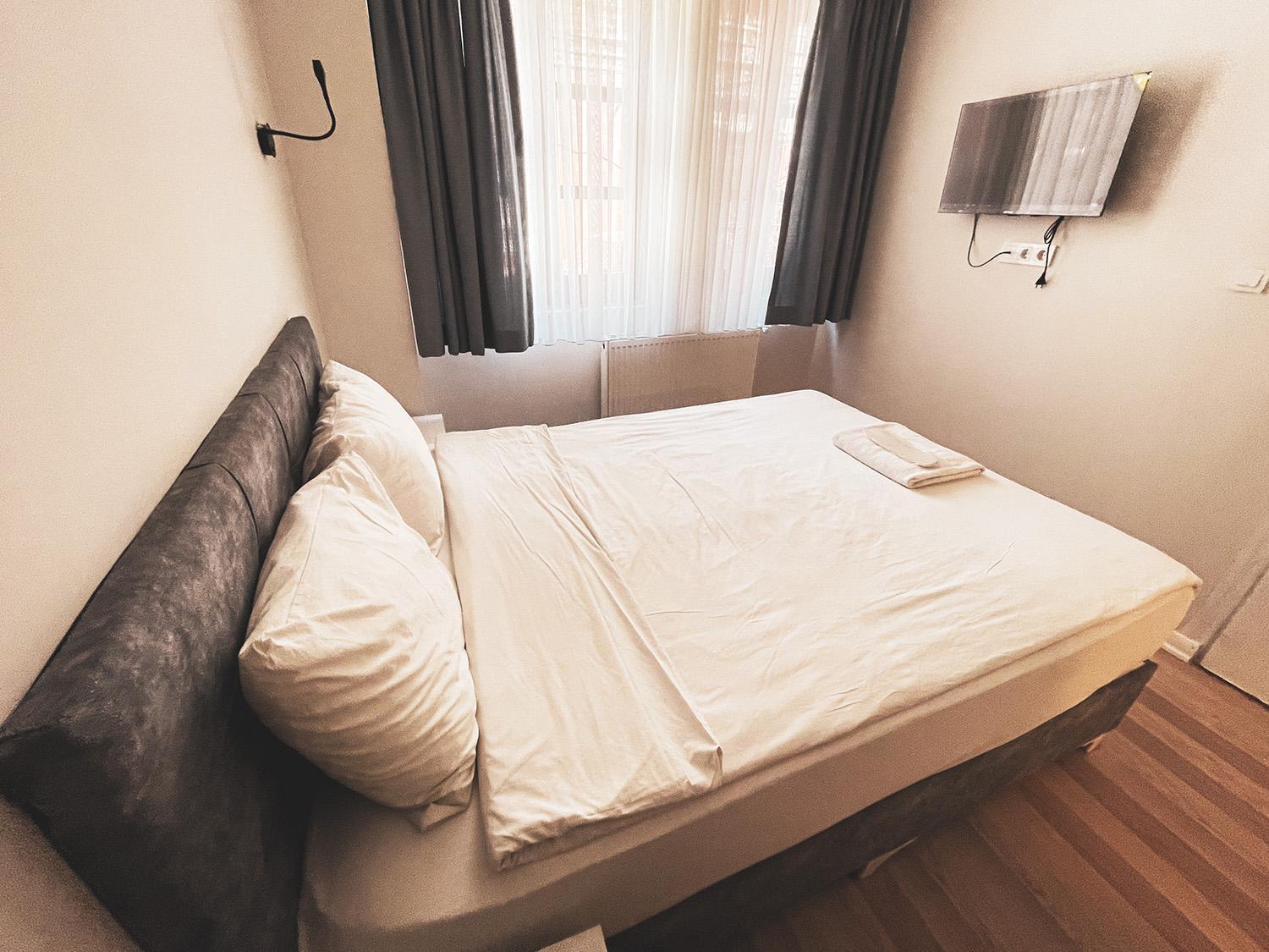 Double Room with Private Bathroom photo 2