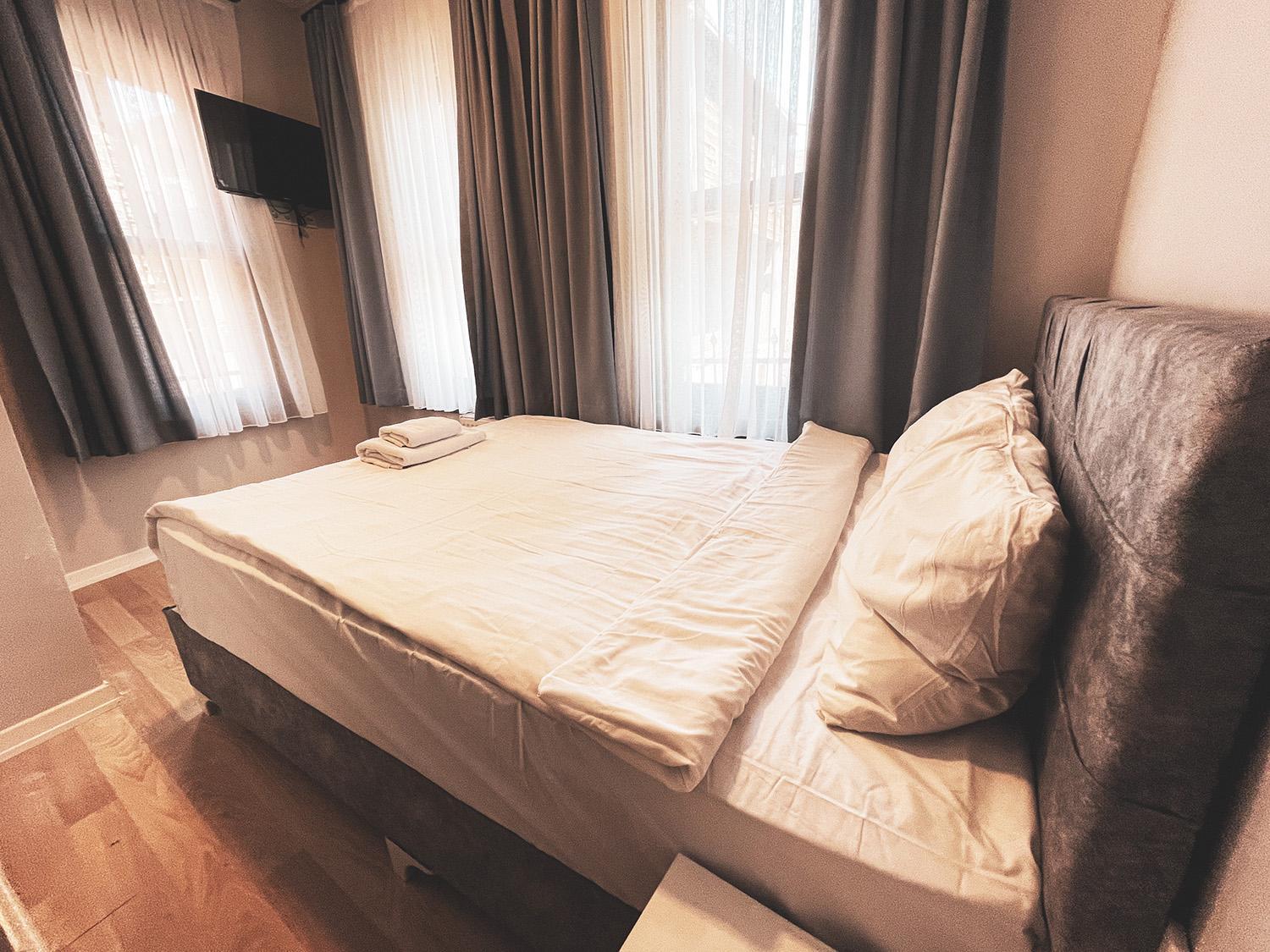 Double Room with Private Bathroom photo 3