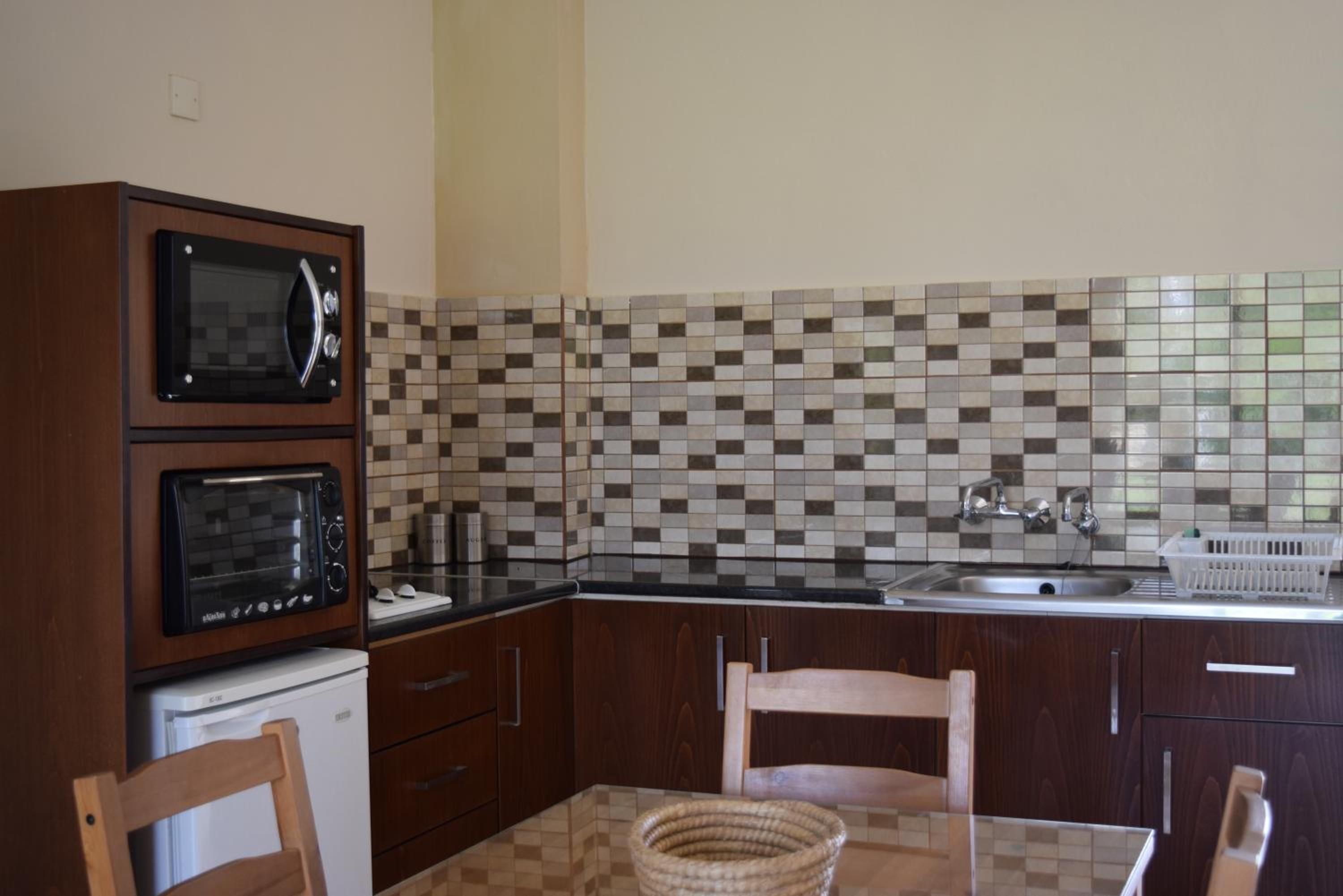 One-Bedroom Apartment (2 Adults + 1 Child) - Photo 14