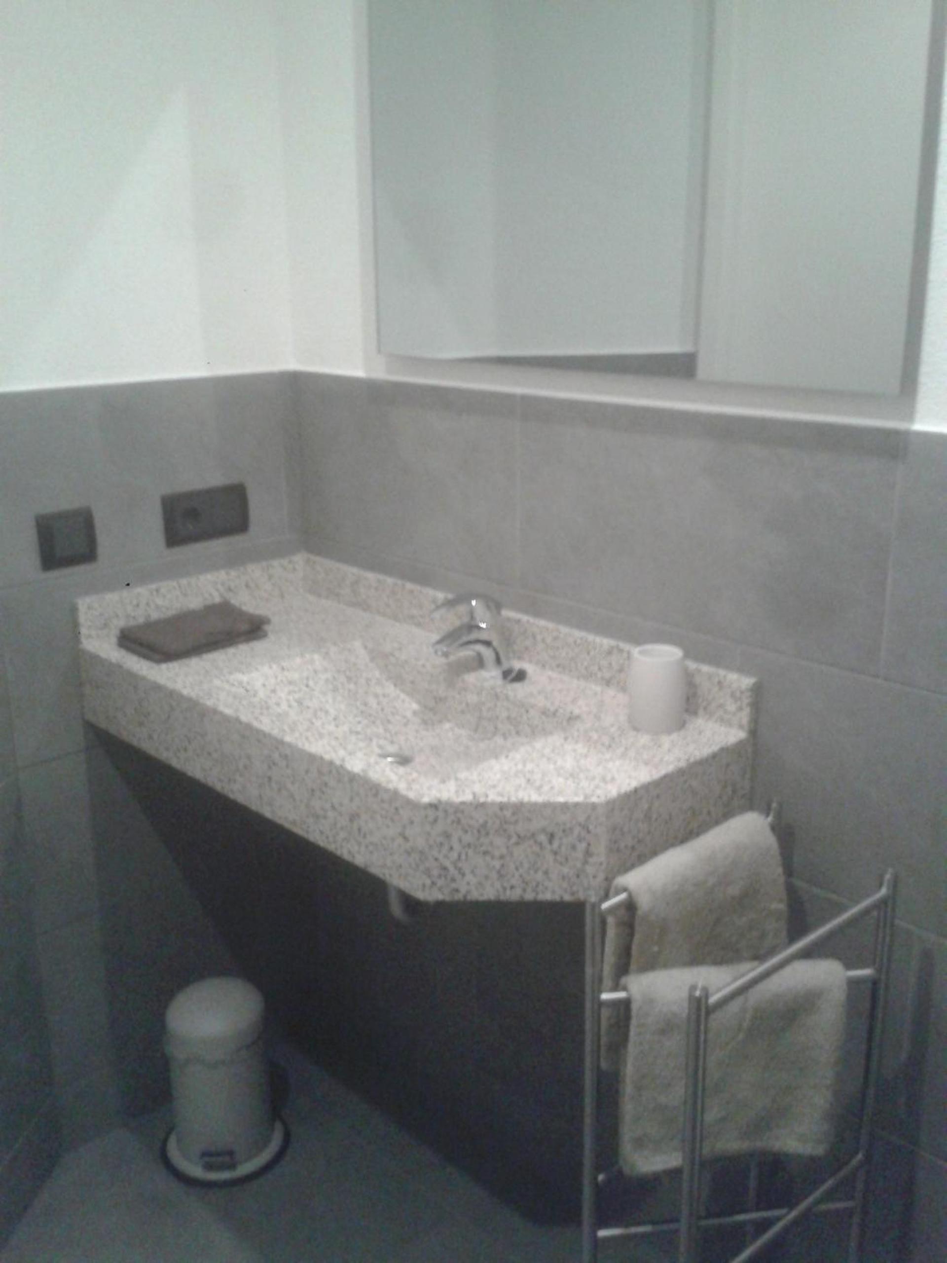 Double or Twin Room with Bathroom photo 3
