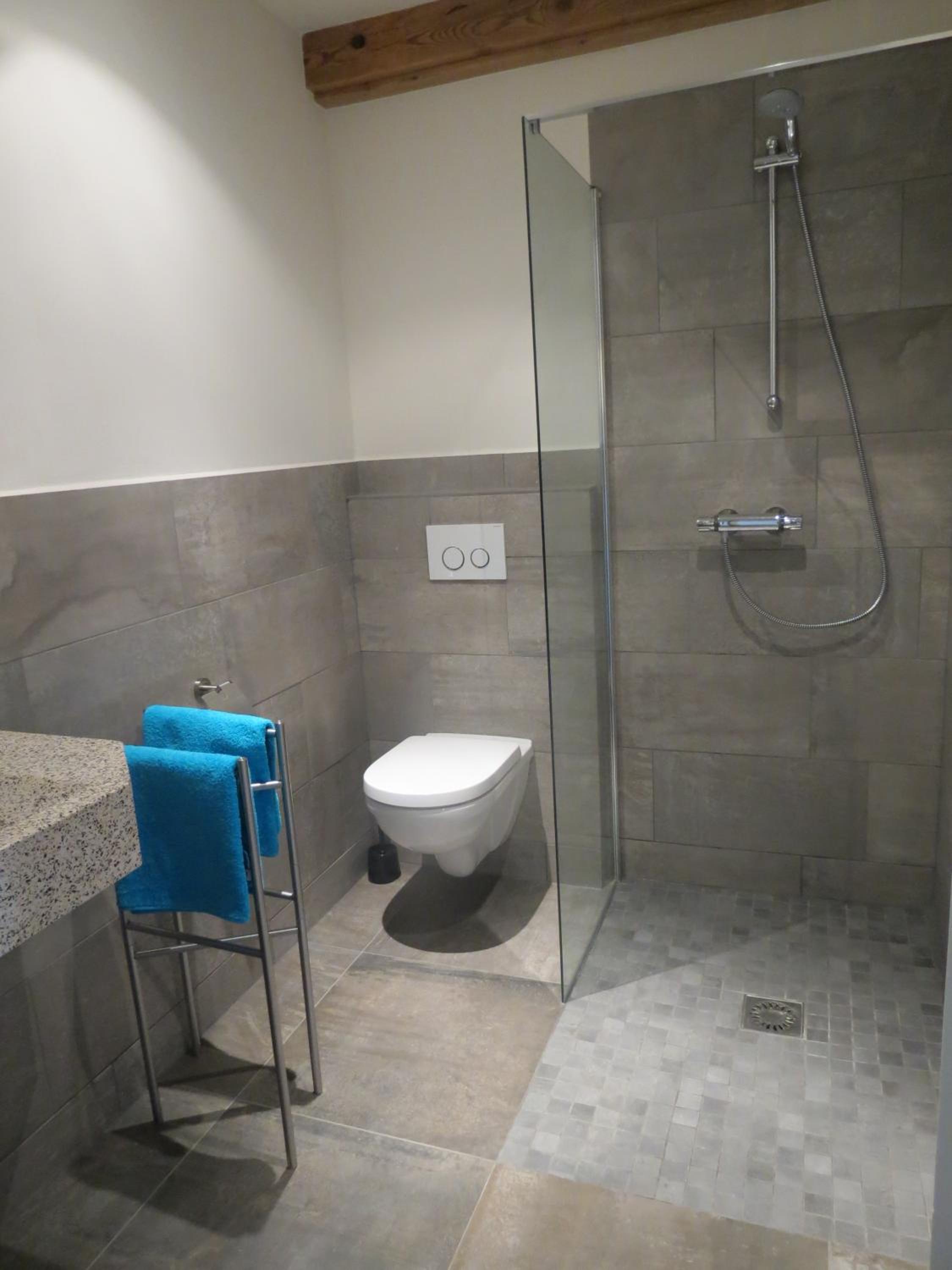 Double or Twin Room with Private Bathroom photo 3