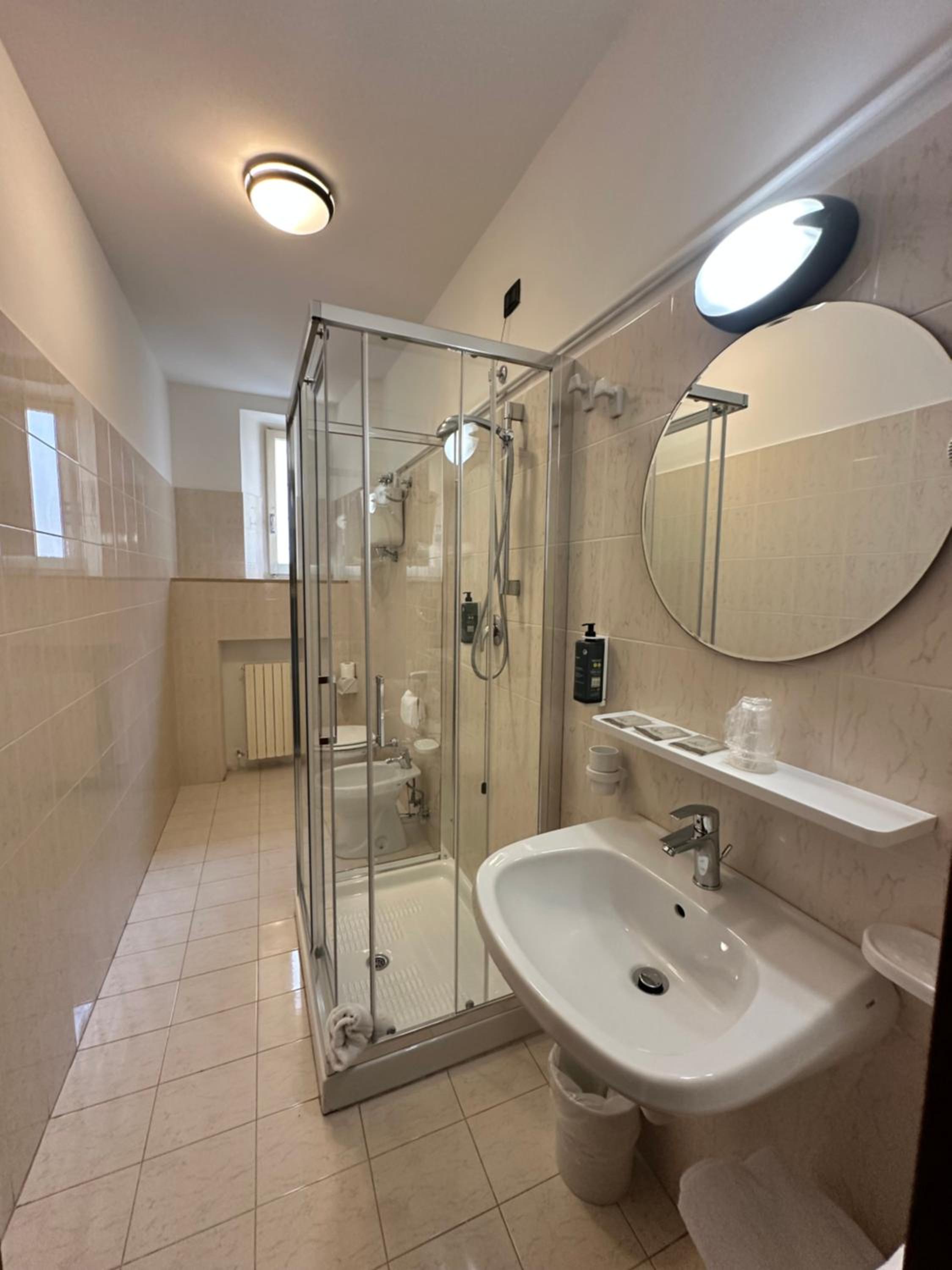 Budget Double or Twin Room photo 2
