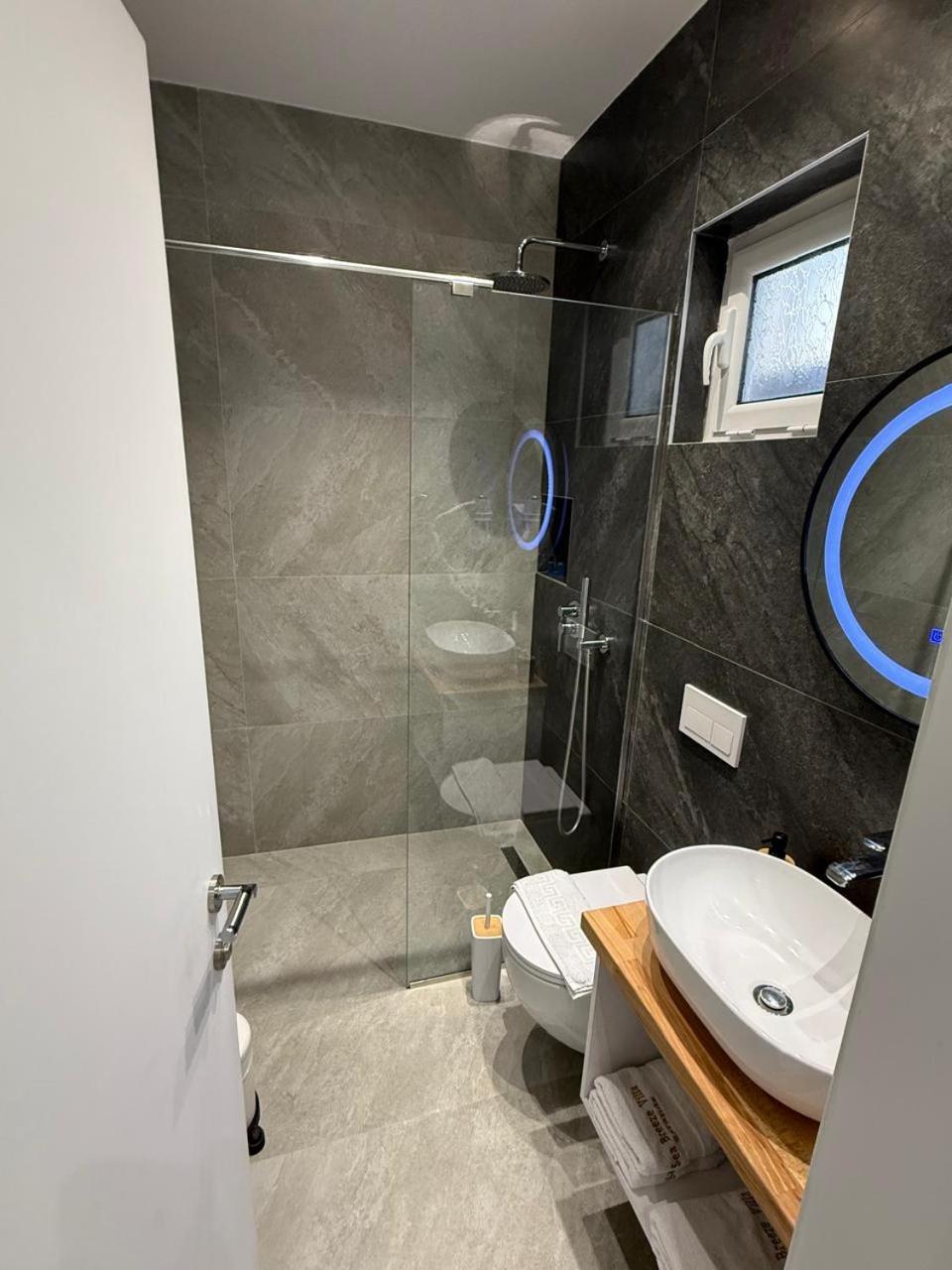 Standard Triple Room photo 3