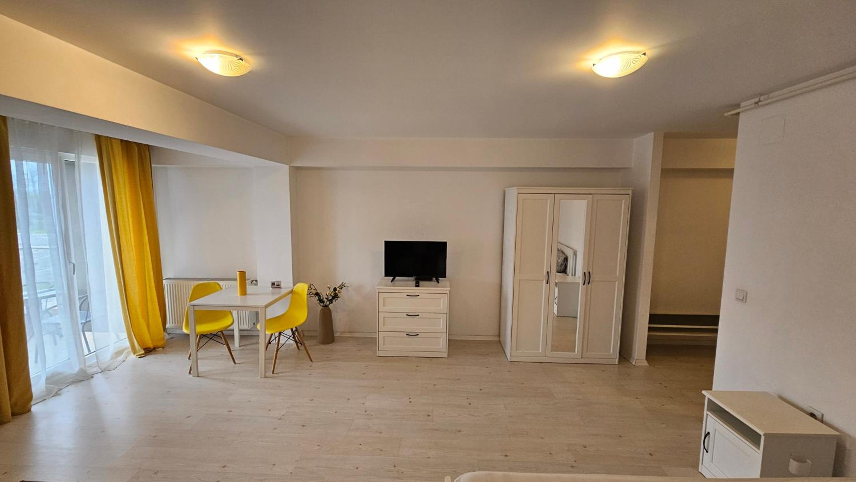Studio with Balcony
