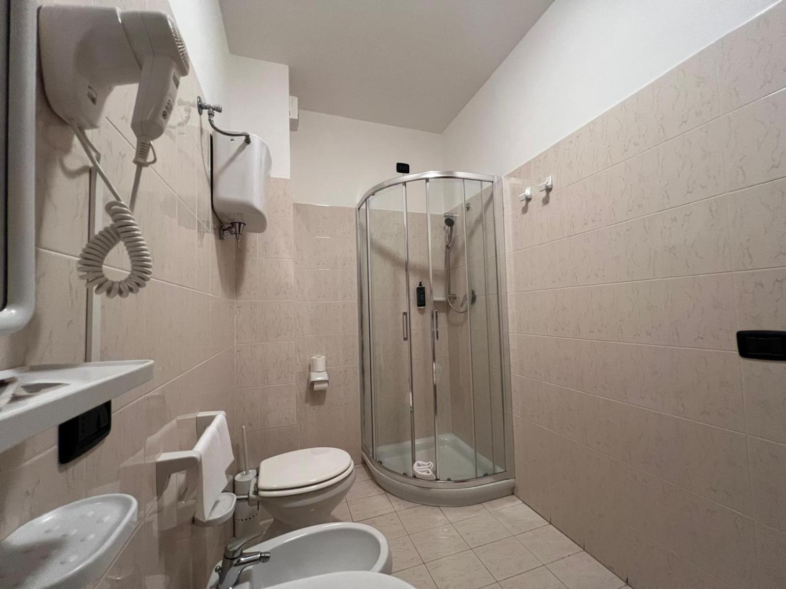 Budget Triple Room photo 2