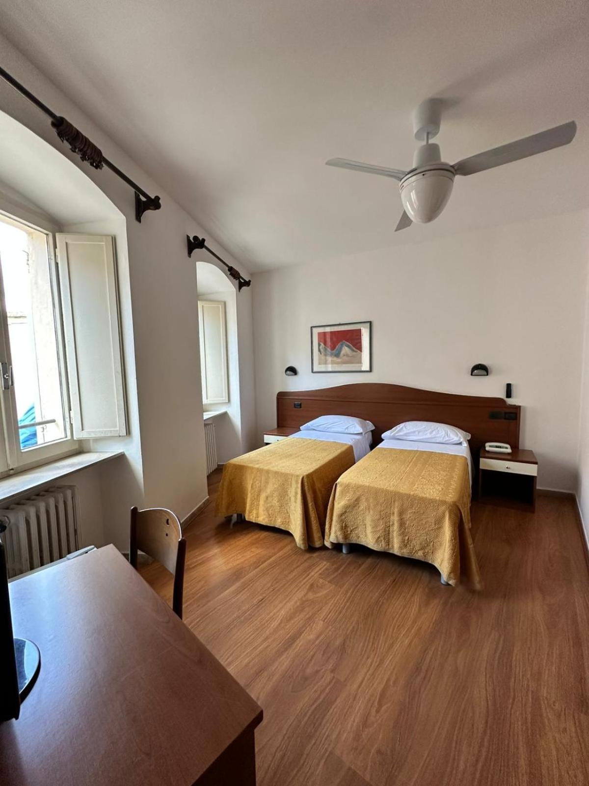 Triple Room with City View photo 3