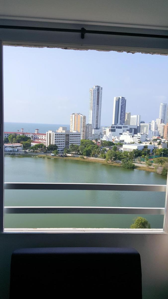 Apartment with Lake View