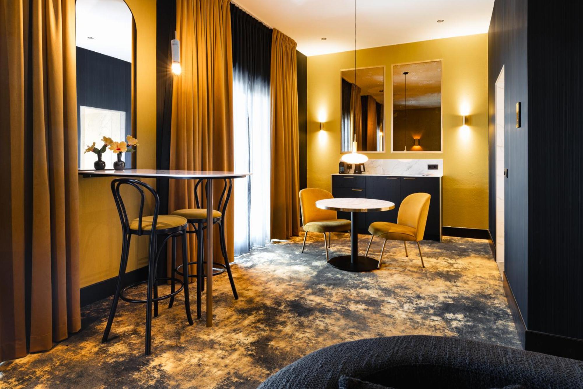 Suite with City View