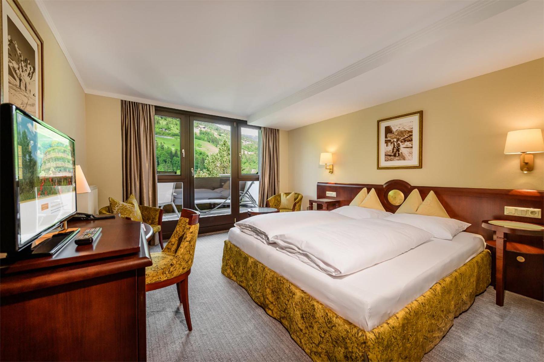 Deluxe Family Suite photo 2