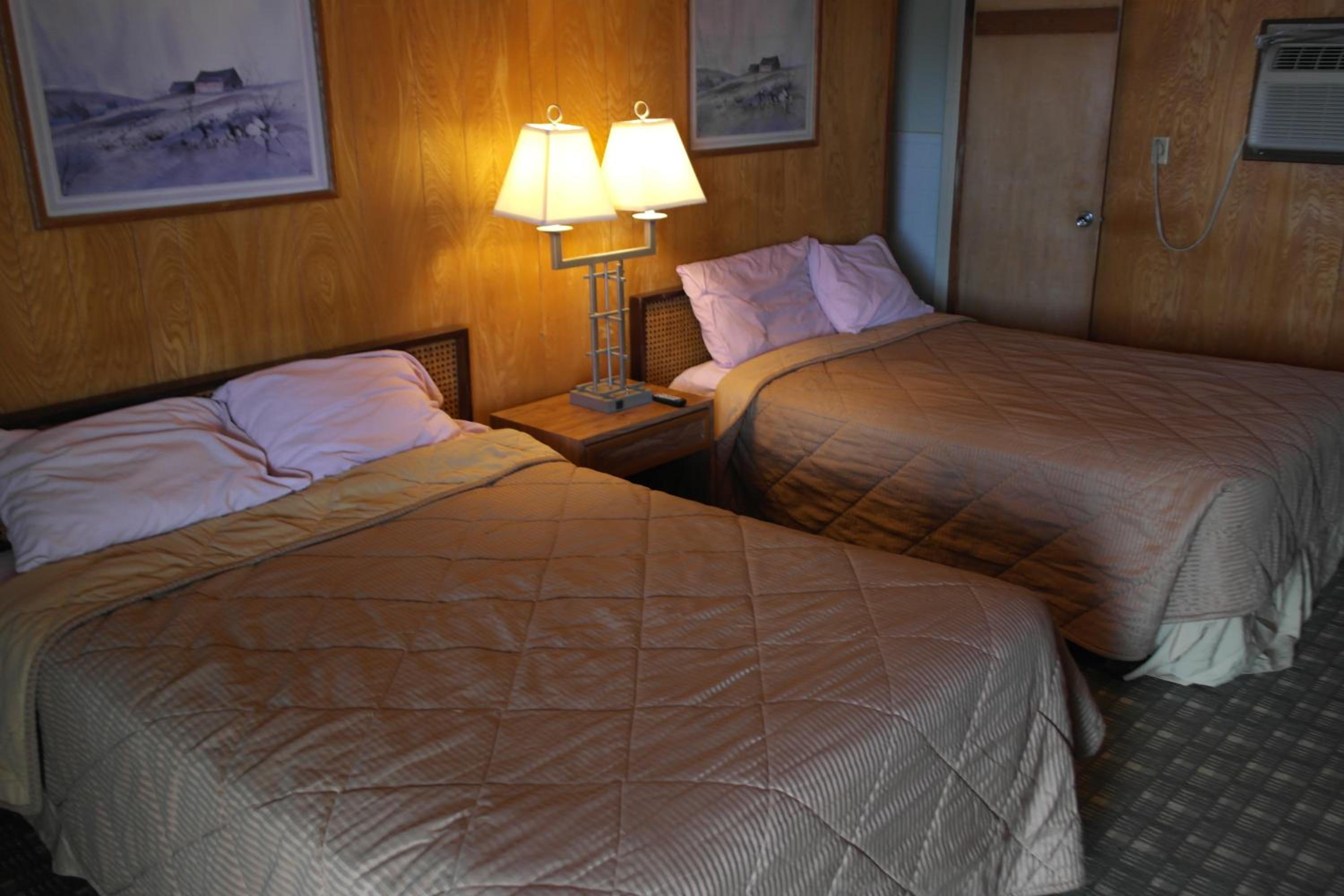 Double Room with Two Double Beds and Kitchenette photo 2