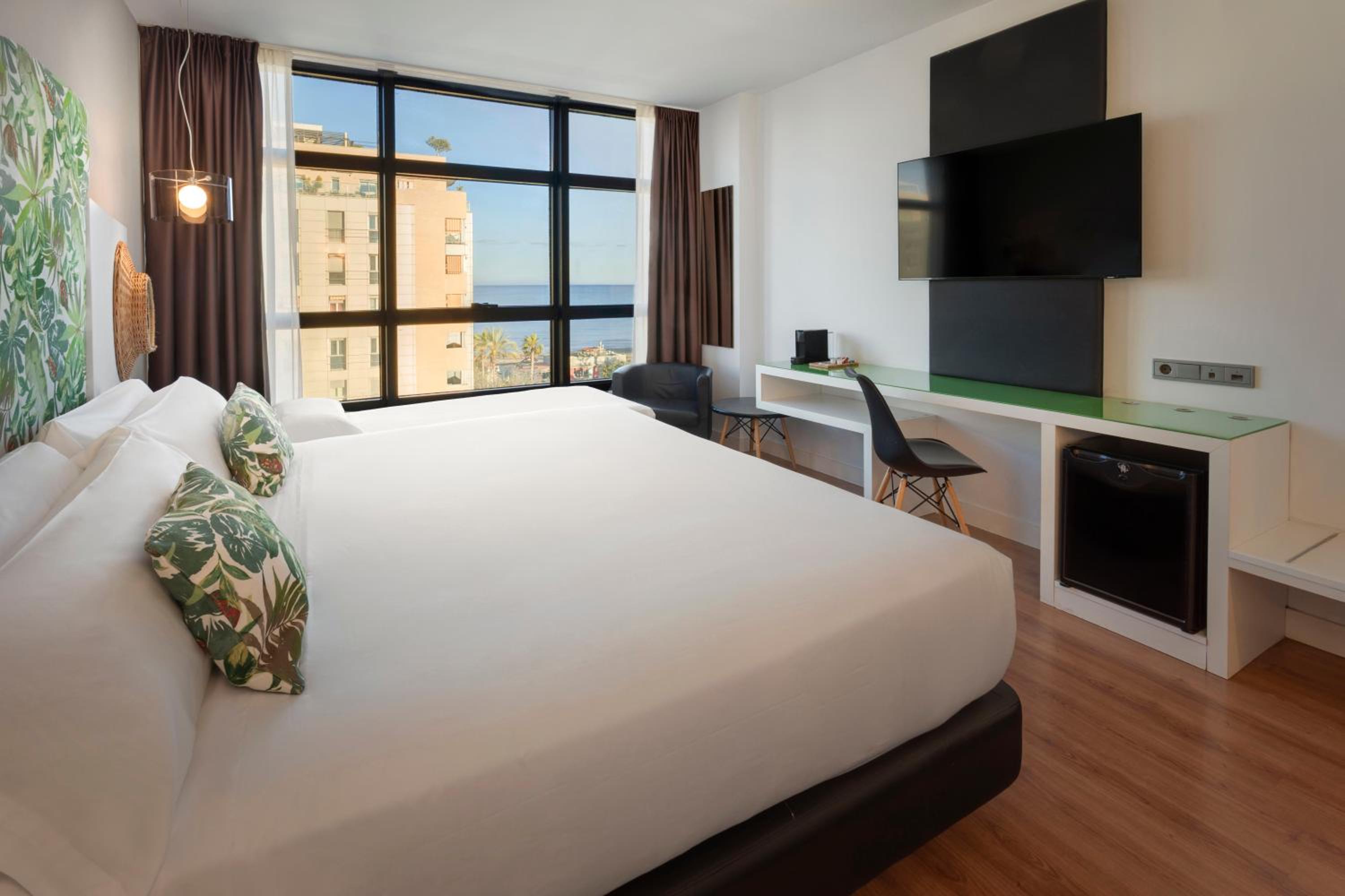 Triple Room with Views photo 3