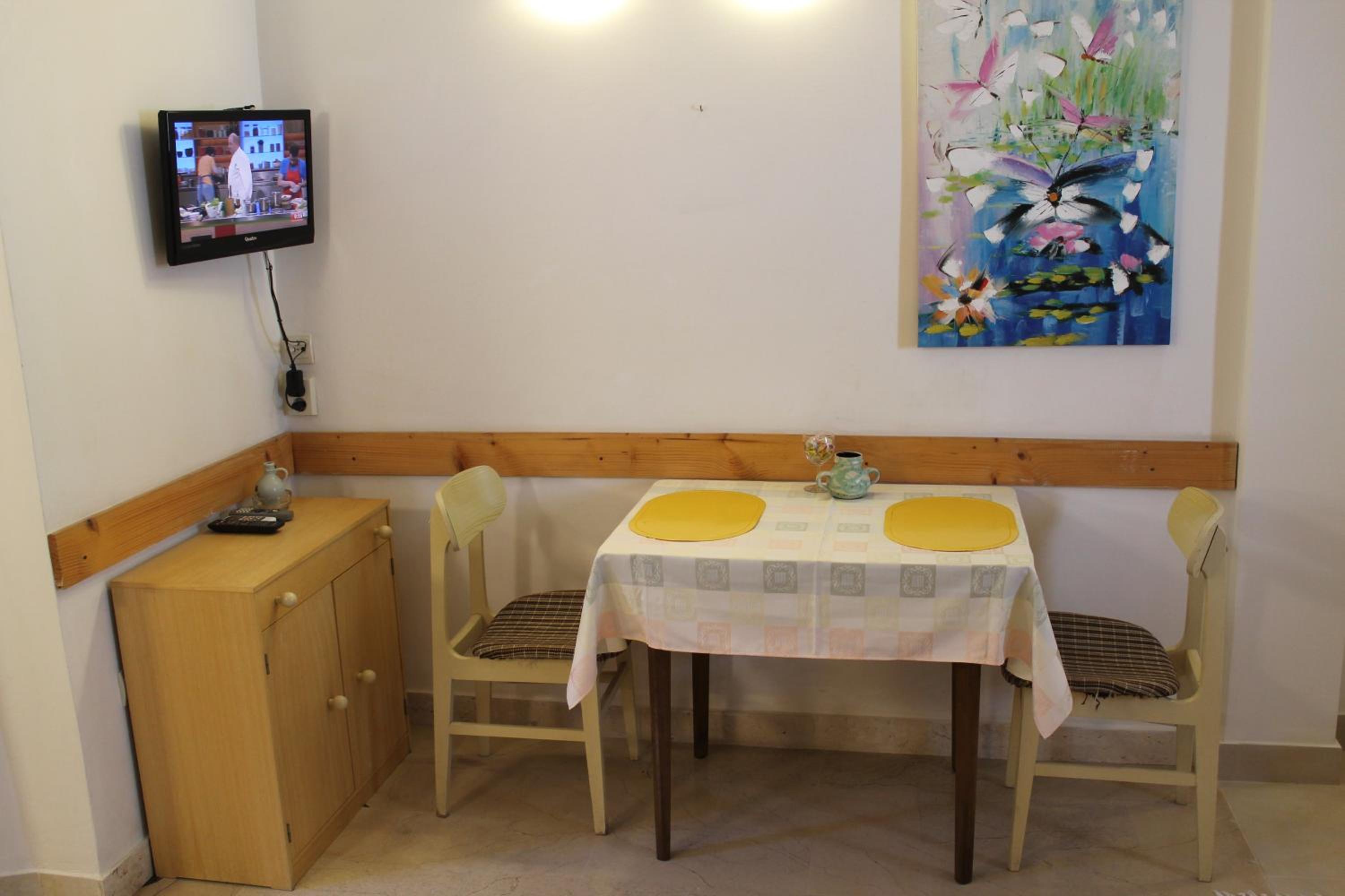 Apartment with Sea View - Photo 31