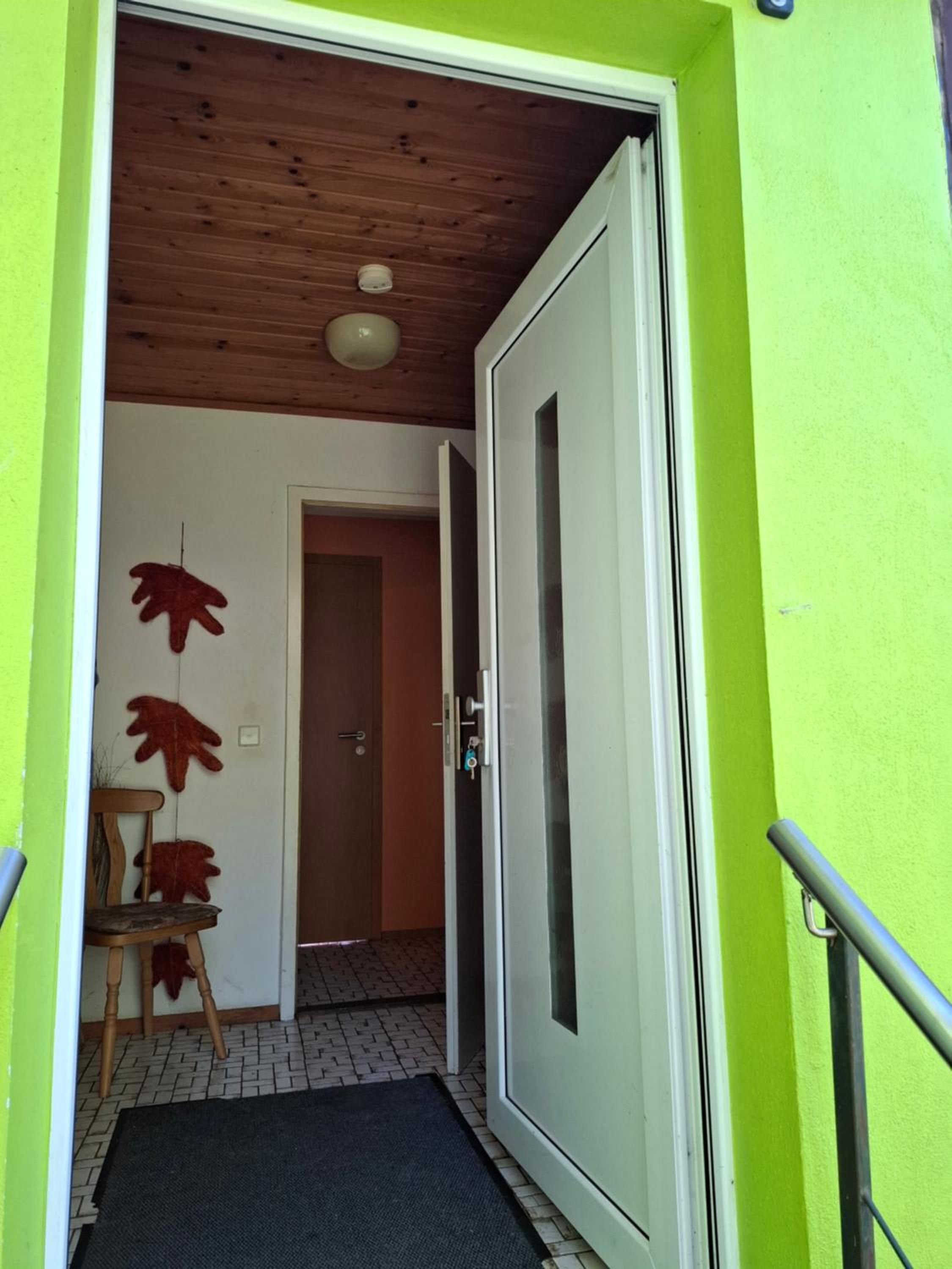 Three-Bedroom Apartment photo 2