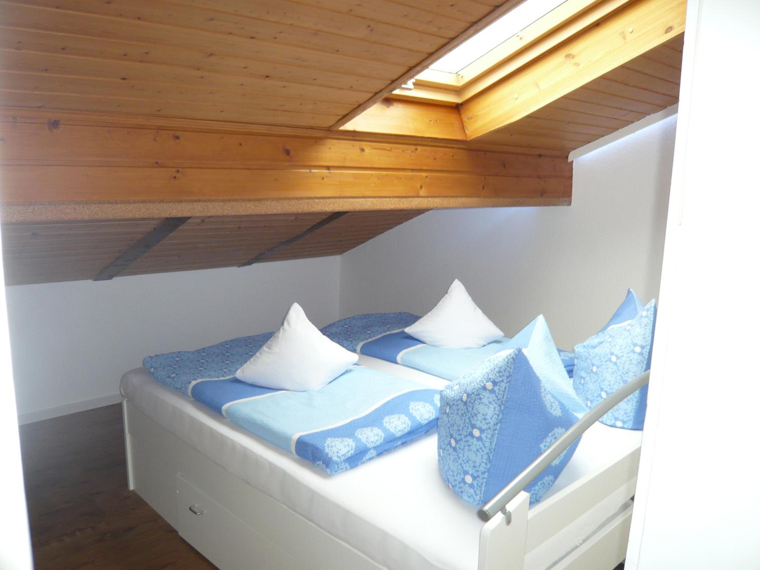 Apartment 6 photo 2