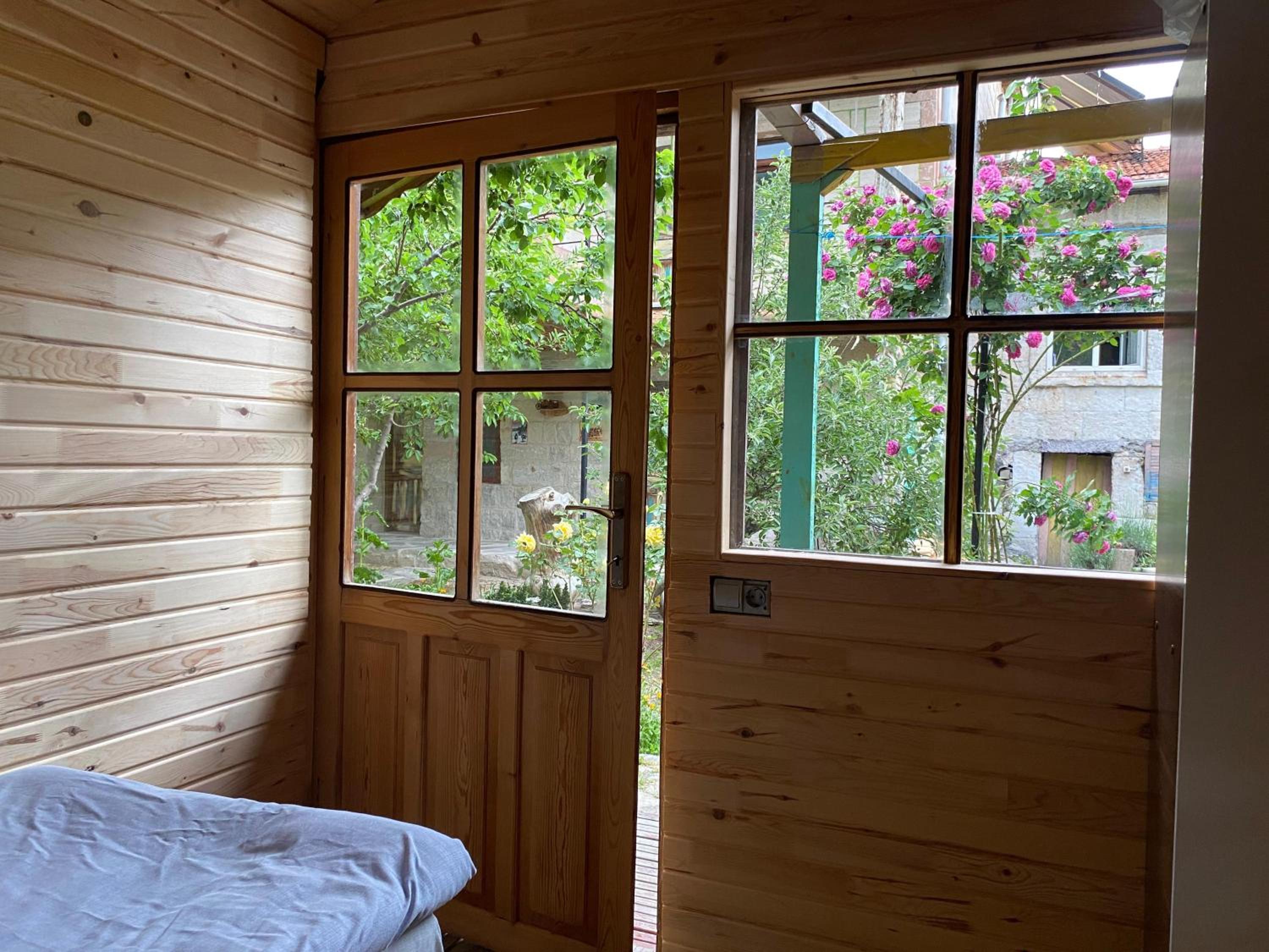 4-Bed Female Dormitory Room photo 1