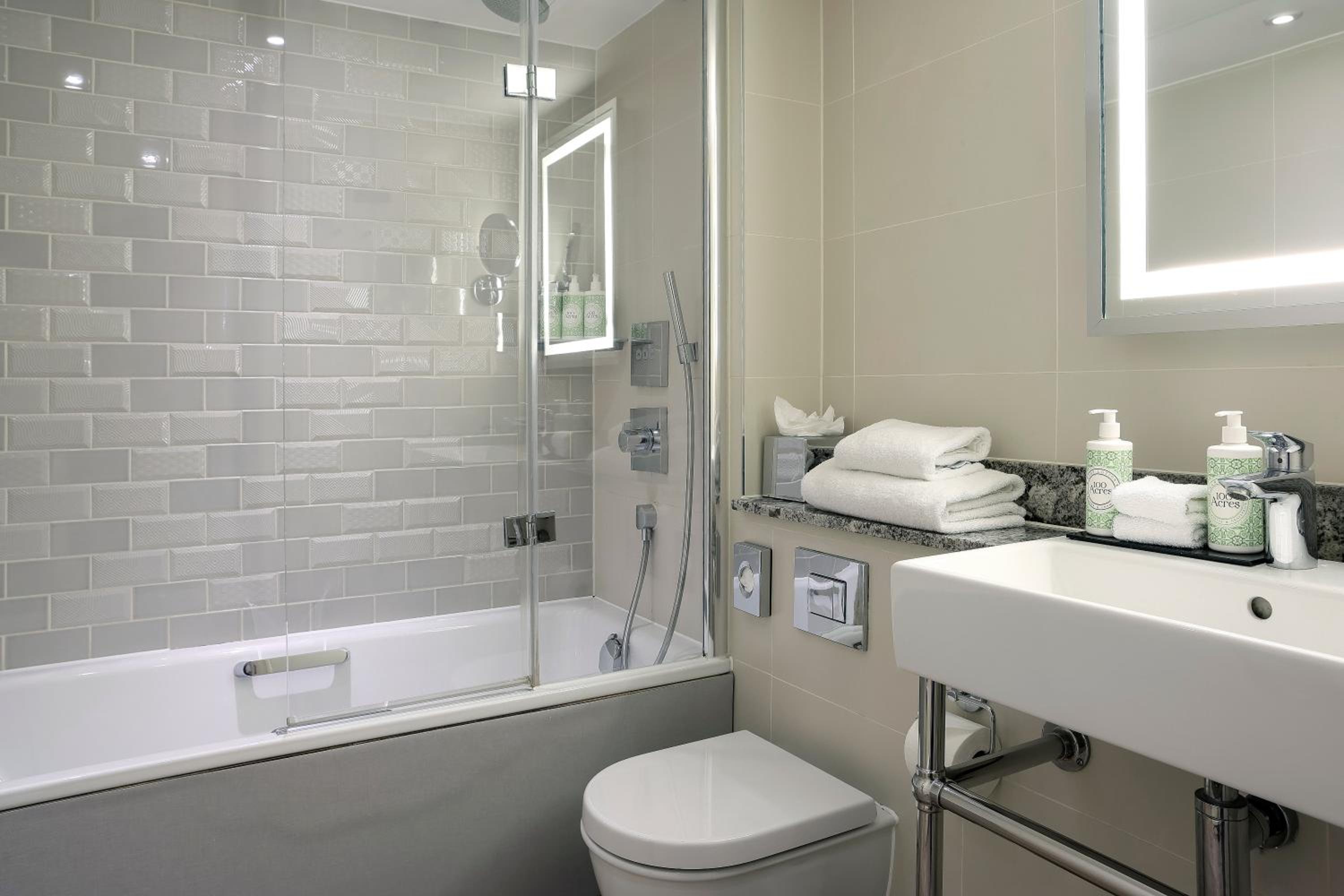Mews Suite photo 1