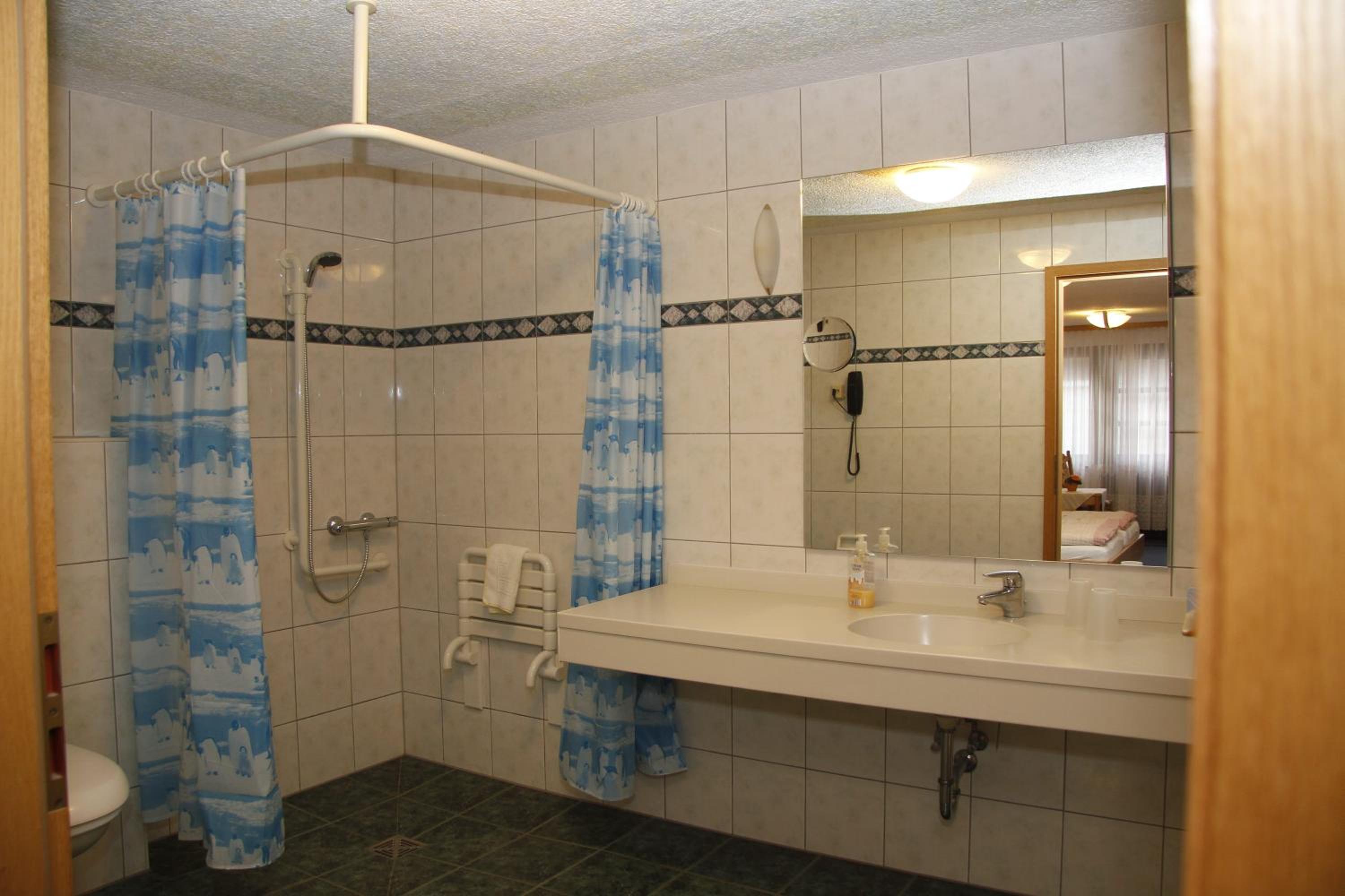 Double Room - Photo 4