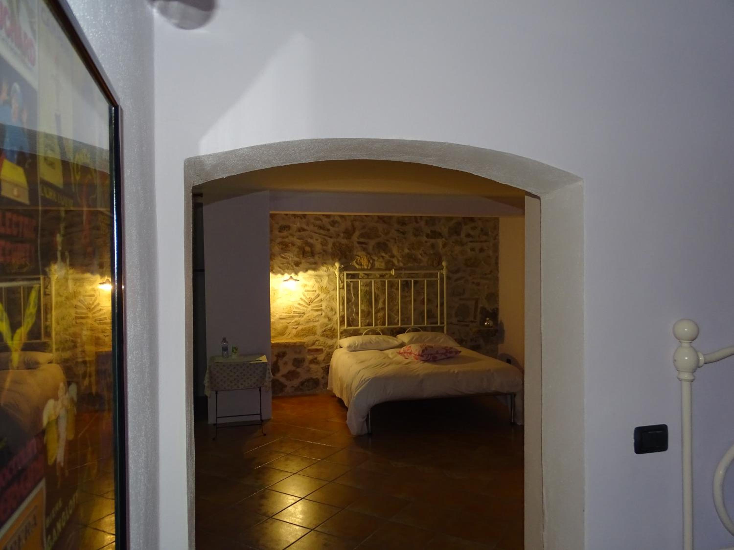 Family Room with Private Bathroom photo 3