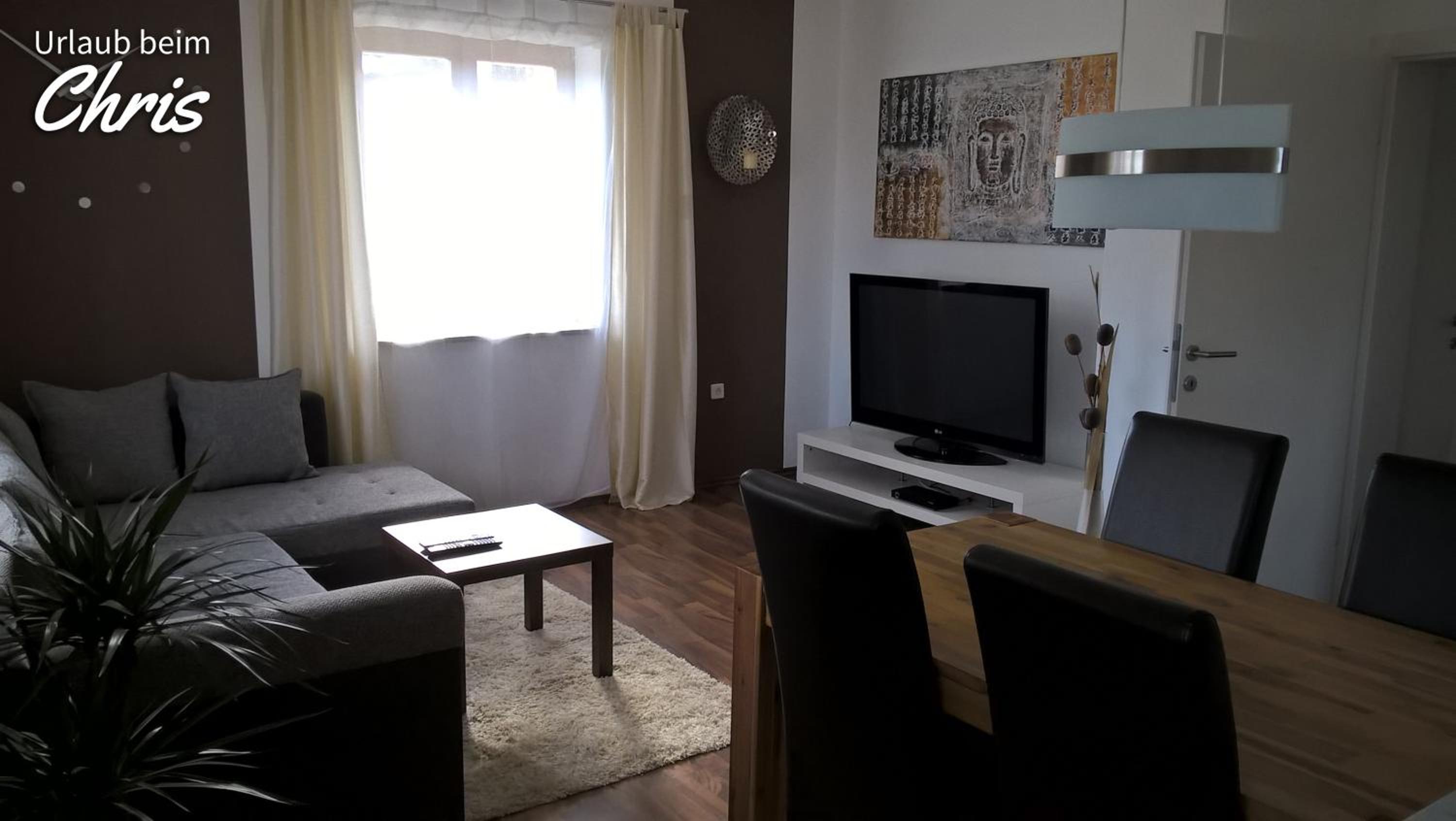 Three-Bedroom Apartment photo 1