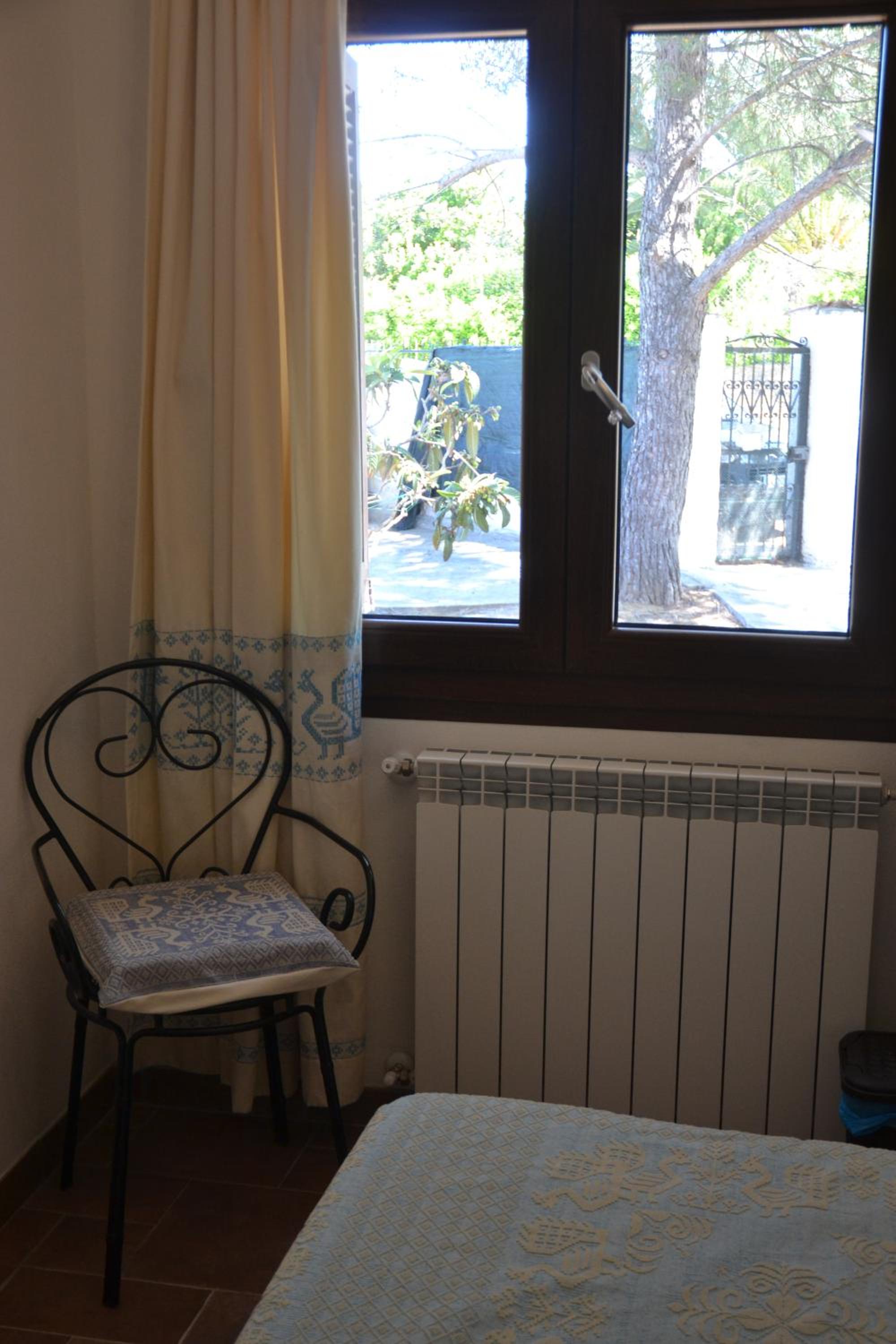 Two Connecting Double Rooms - Photo 13