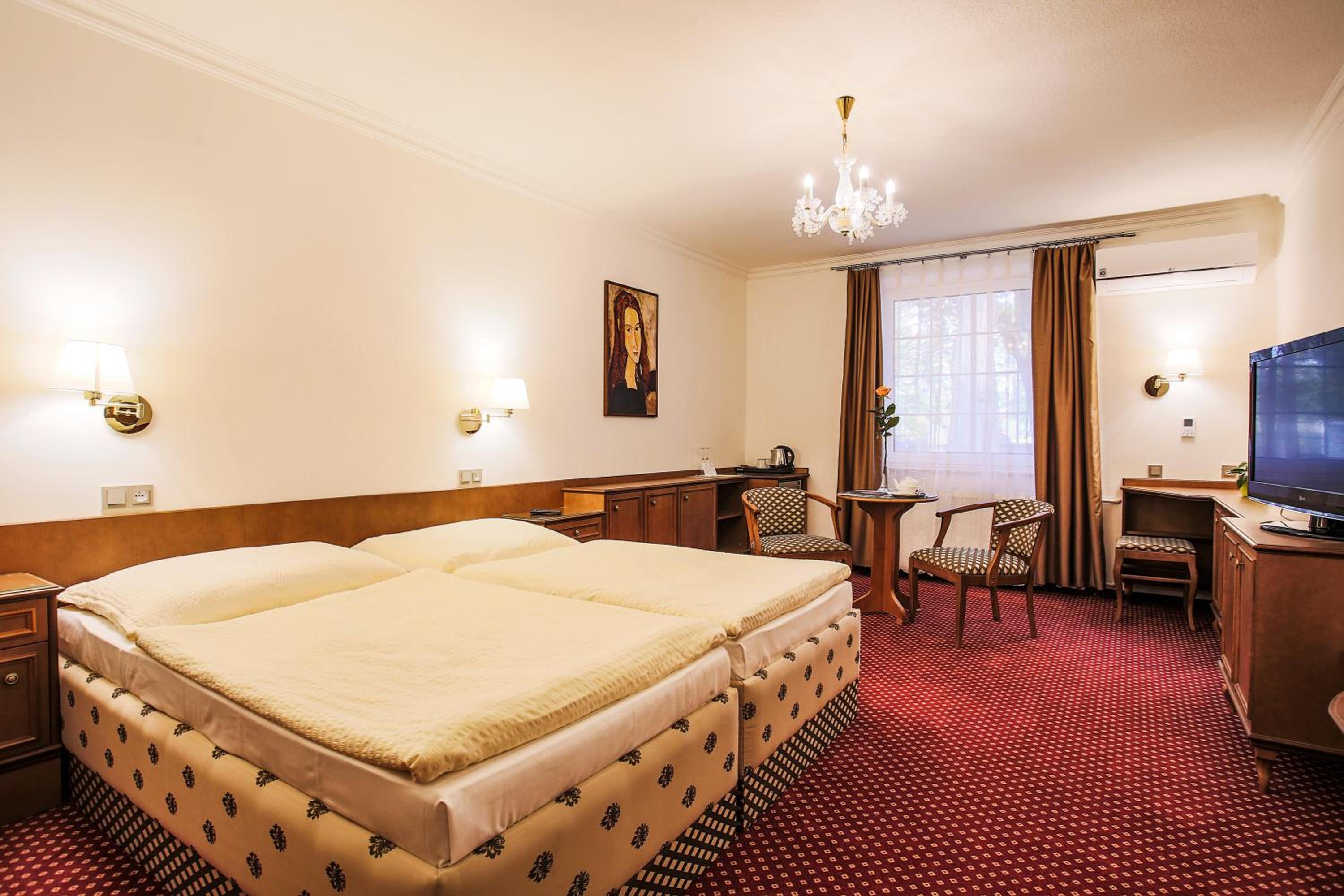 Double or Twin Room - Disability Access photo 1