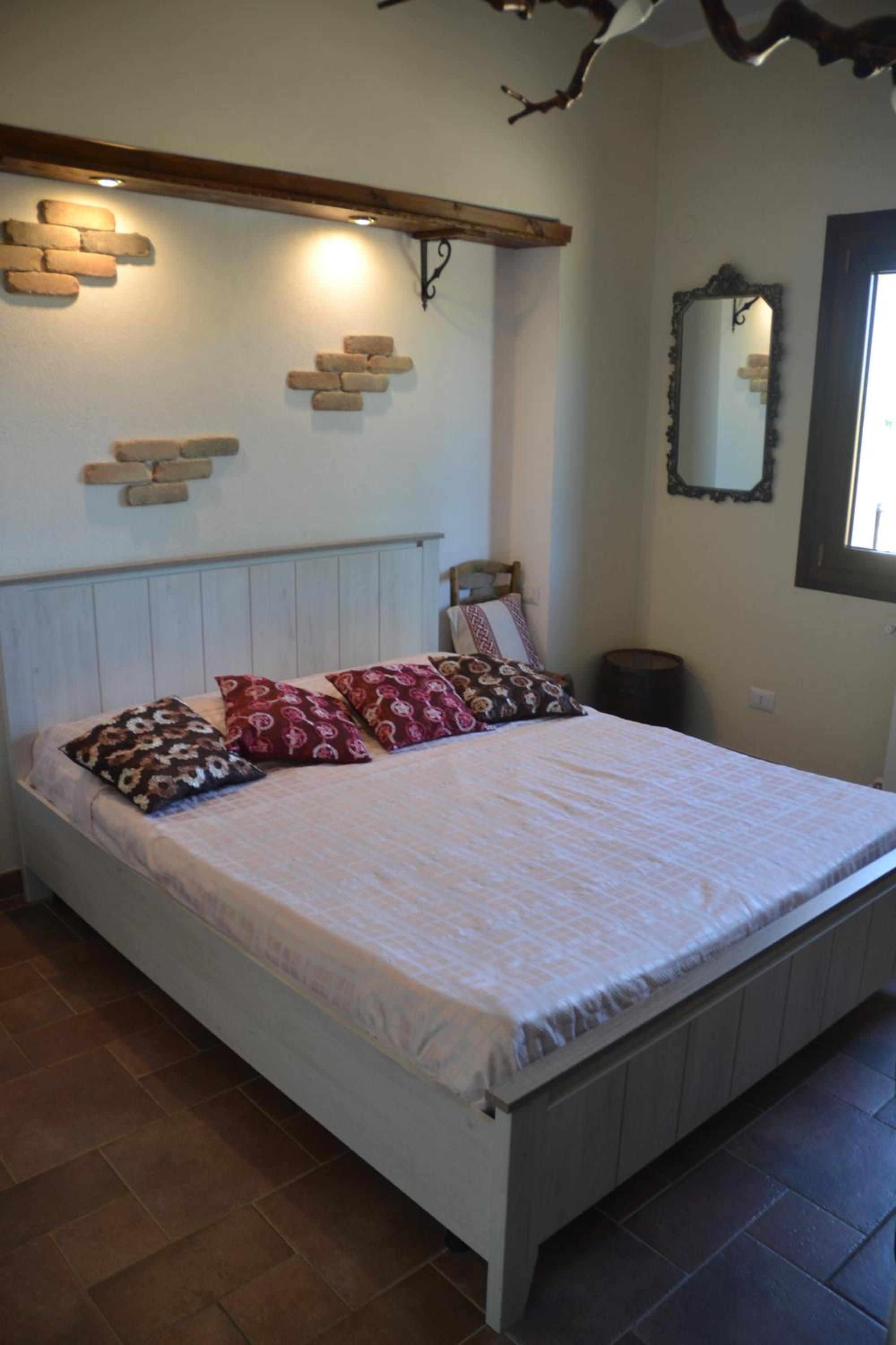 Triple Room with Private Bathroom - Photo 10