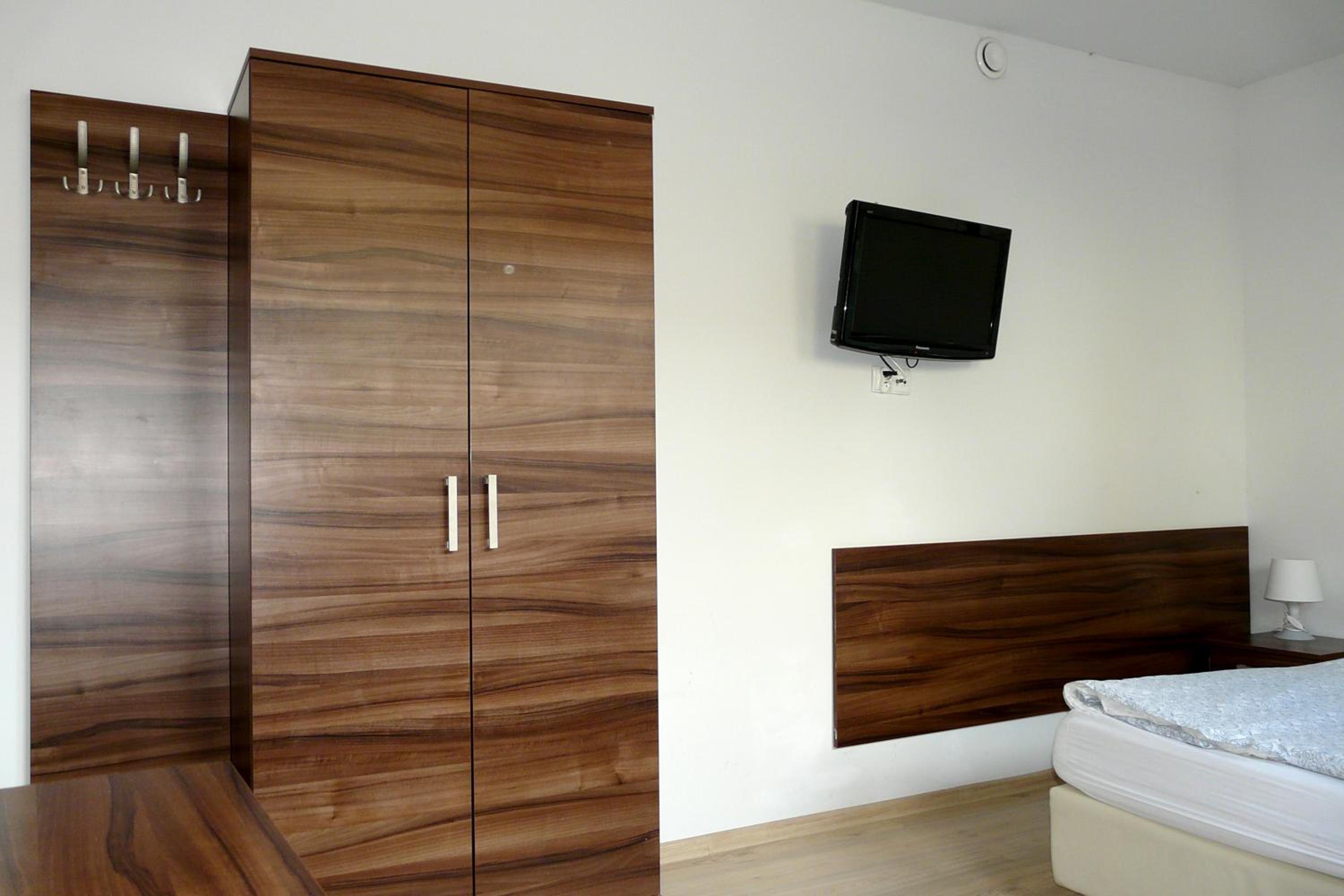 Deluxe Double Room - Basement - Photo 6