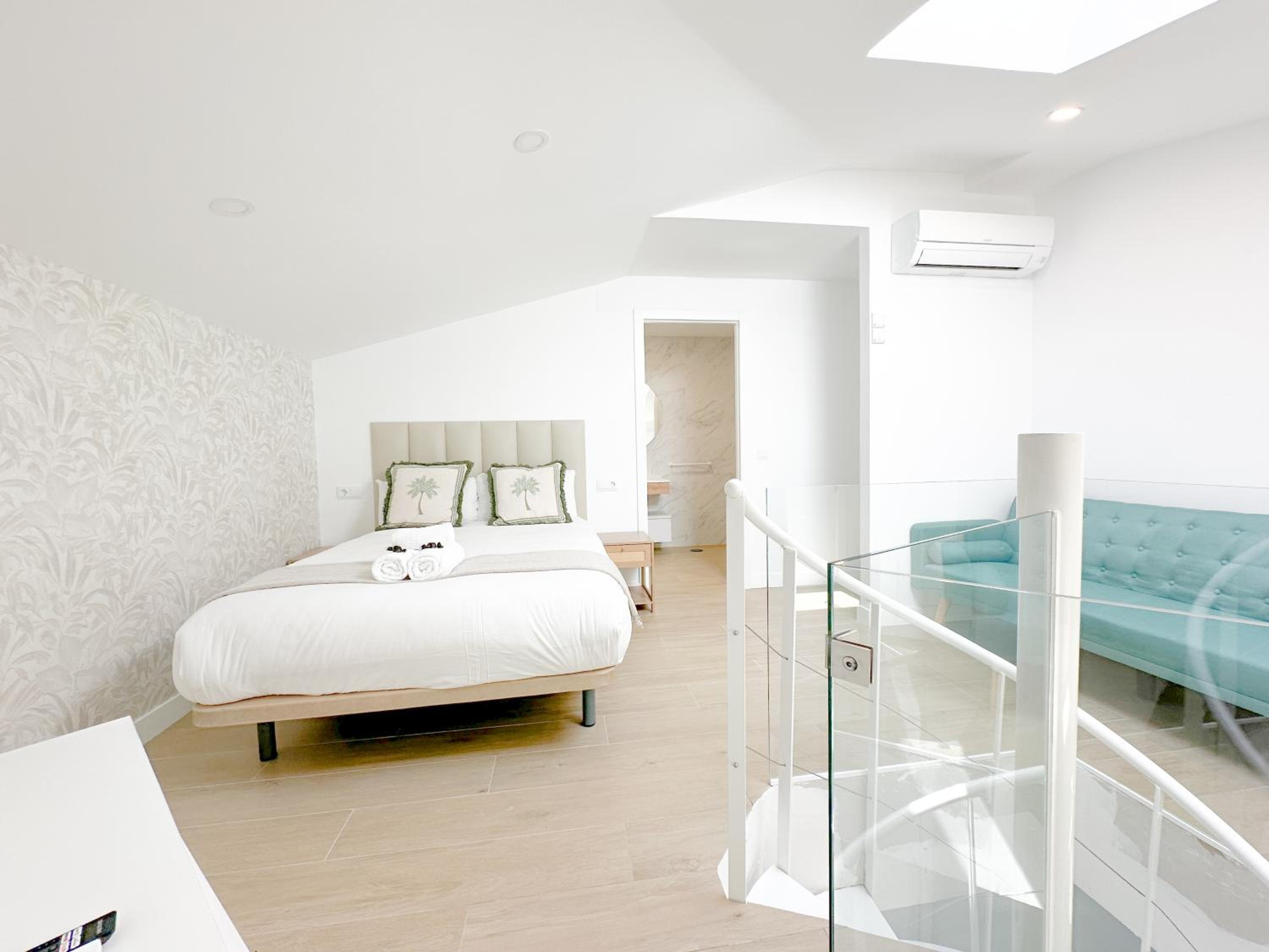 Penthouse Apartment photo 2