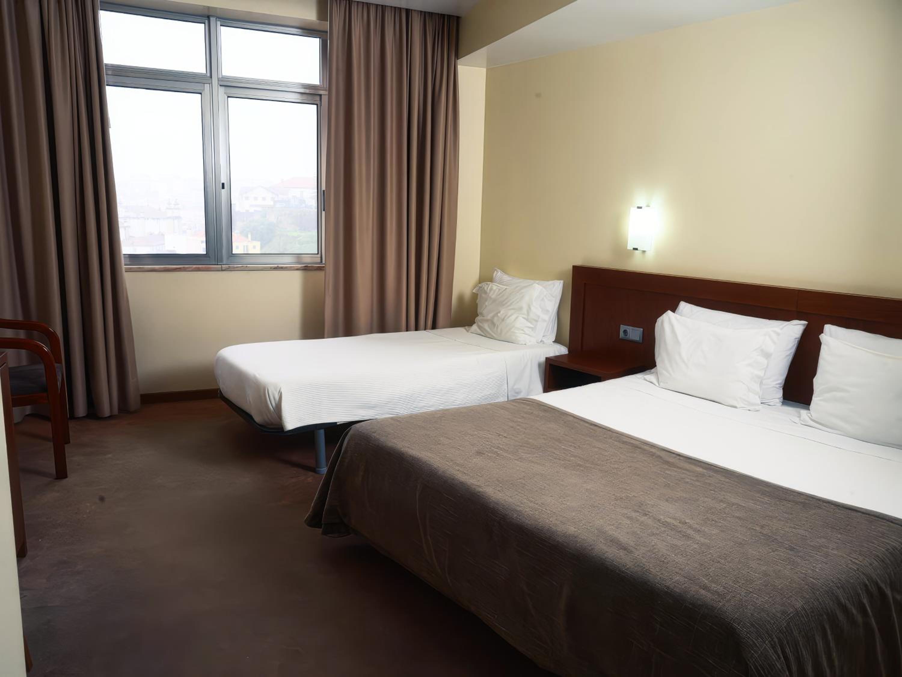 Triple Room - Photo 5